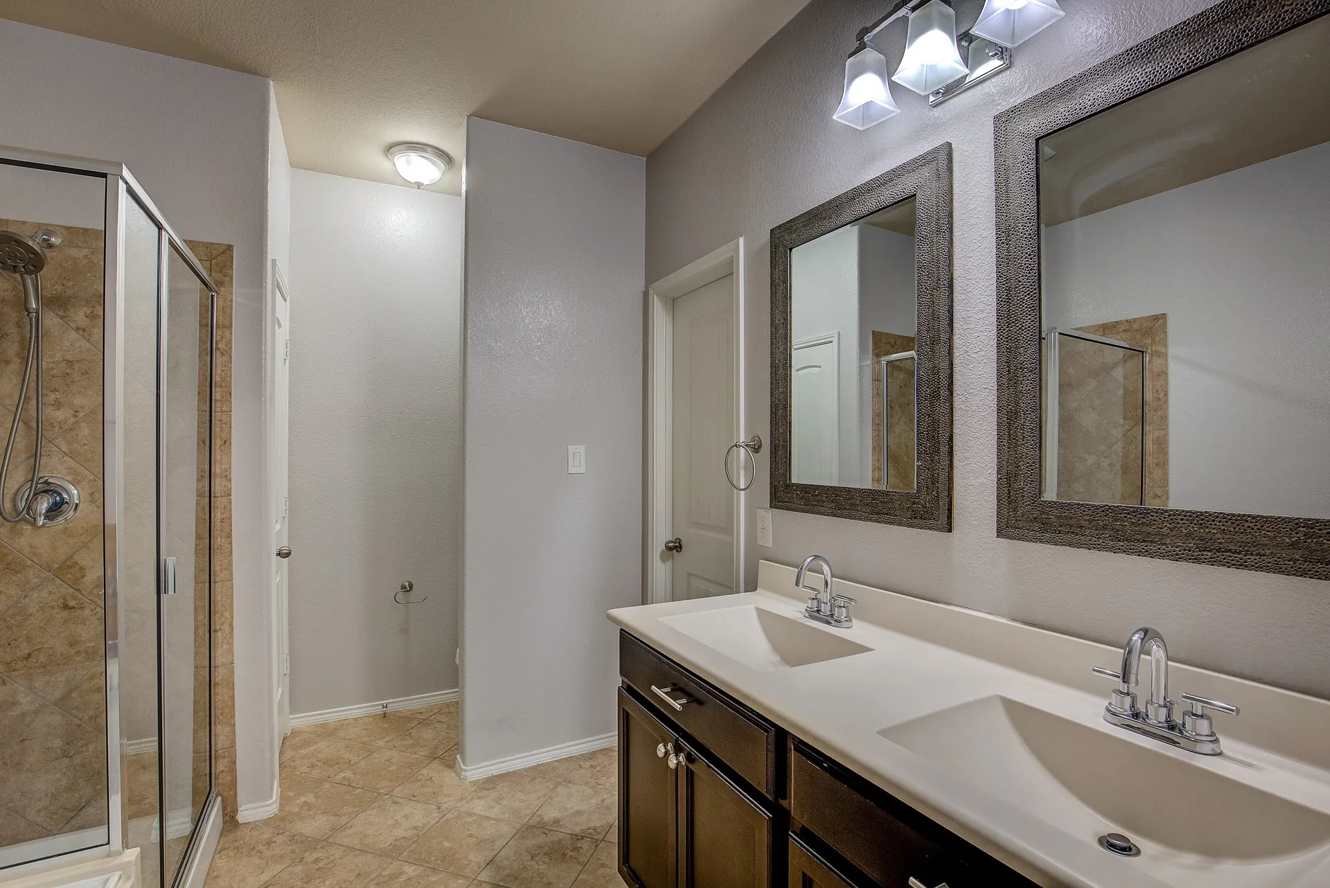Single Family Residence For Rent in Tarrant County , 14349 Mariposa Lily Lane, Fort Worth, Texas 76052, 3 Bedroom, 2 Bathroom, 2 Garage spaces, 1,390 Sqft, built in 2014, mls#21377718, Real Estate Agent in Fort Worth, Homes For Rent in Tarrant county, Homes For Rent in Fort Worth, Realtor in Fort Worth Texas, Real Estate Brokerage Independent Realty Texas, Luminita Cordes Realtor
