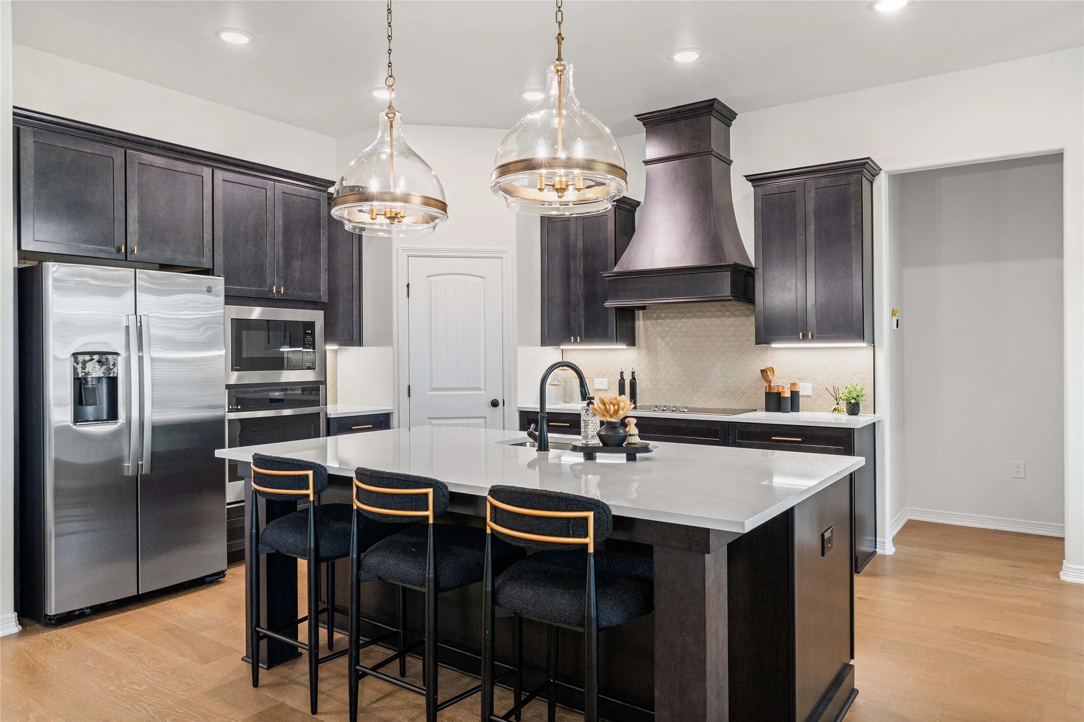 Single Family Residence For Sale in Mc Lennan County , 126 Lasso Loop, Lorena, Texas 76655, 3 Bedroom, 3 Bathroom, 2 Garage spaces, 2,280 Sqft, built in 2025, mls#21375879, Real Estate Agent in Lorena, Homes For Sale in Mc Lennan county, Homes For Sale in Lorena, Realtor in Lorena Texas, Real Estate Brokerage Independent Realty Texas, Luminita Cordes Realtor
