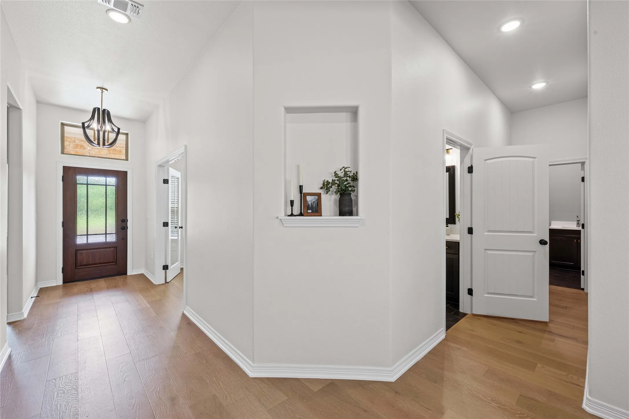 Single Family Residence For Sale in Mc Lennan County , 126 Lasso Loop, Lorena, Texas 76655, 3 Bedroom, 3 Bathroom, 2 Garage spaces, 2,280 Sqft, built in 2025, mls#21375879, Real Estate Agent in Lorena, Homes For Sale in Mc Lennan county, Homes For Sale in Lorena, Realtor in Lorena Texas, Real Estate Brokerage Independent Realty Texas, Luminita Cordes Realtor