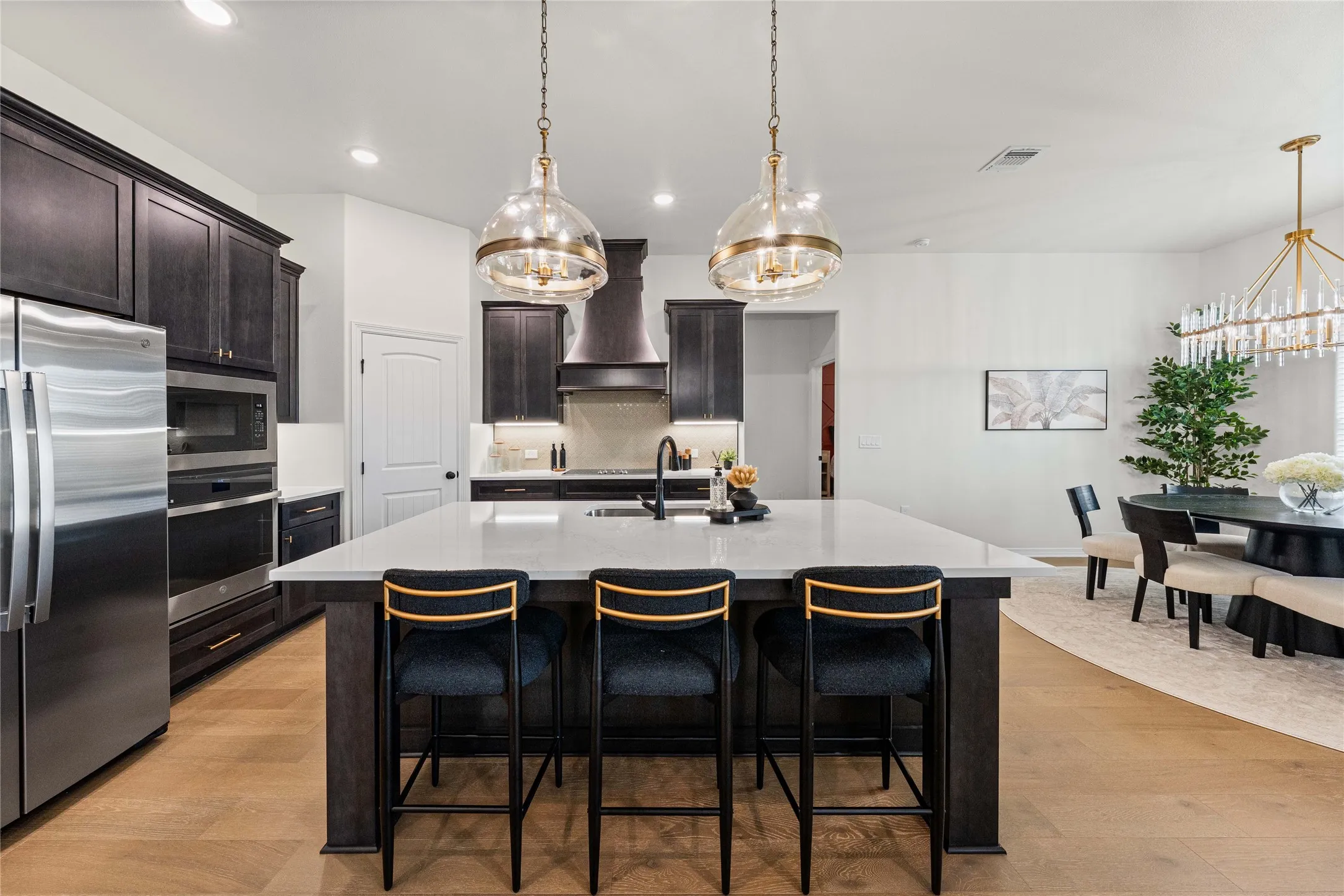 Single Family Residence For Sale in Mc Lennan County , 126 Lasso Loop, Lorena, Texas 76655, 3 Bedroom, 3 Bathroom, 2 Garage spaces, 2,280 Sqft, built in 2025, mls#21375879, Real Estate Agent in Lorena, Homes For Sale in Mc Lennan county, Homes For Sale in Lorena, Realtor in Lorena Texas, Real Estate Brokerage Independent Realty Texas, Luminita Cordes Realtor