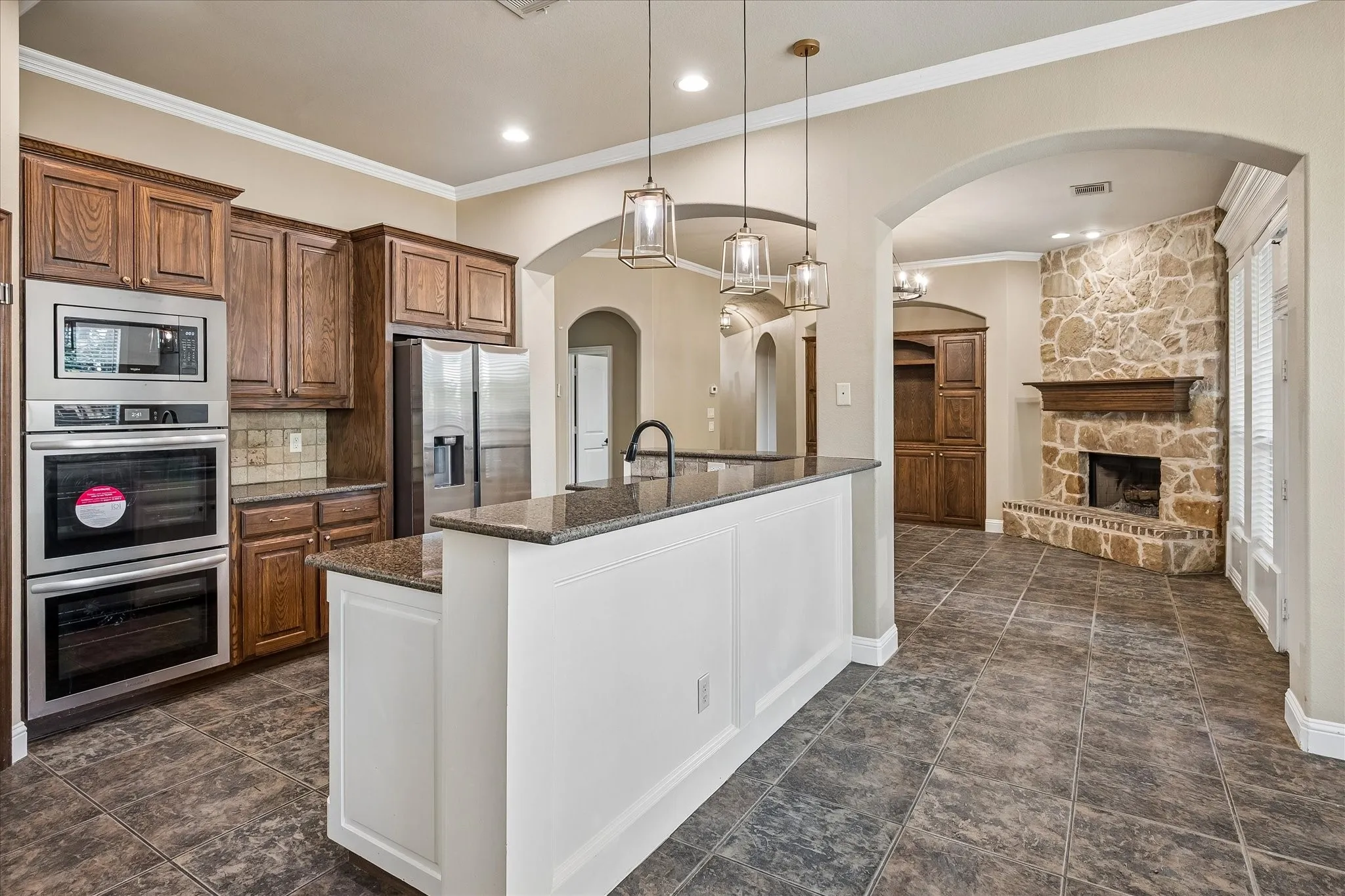 Single Family Residence For Rent in Tarrant County , 7149 Stone Villa Circle, North Richland Hills, Texas 76182, 4 Bedroom, 5 Bathroom, 2 Garage spaces, 2,920 Sqft, built in 2007, mls#21376718, Real Estate Agent in North Richland Hills, Homes For Rent in Tarrant county, Homes For Rent in North Richland Hills, Realtor in North Richland Hills Texas, Real Estate Brokerage Independent Realty Texas, Luminita Cordes Realtor