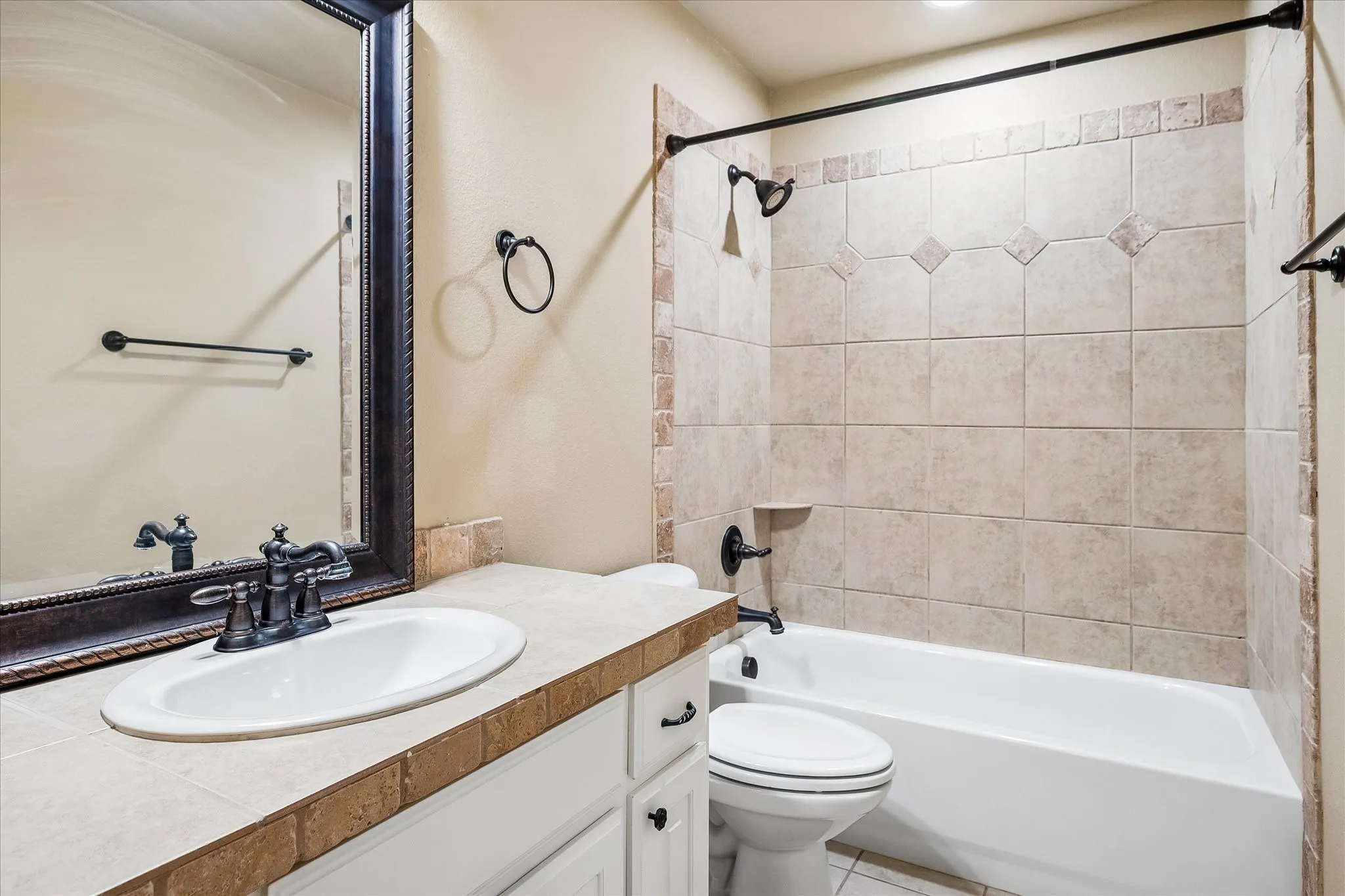 Single Family Residence For Rent in Tarrant County , 7149 Stone Villa Circle, North Richland Hills, Texas 76182, 4 Bedroom, 5 Bathroom, 2 Garage spaces, 2,920 Sqft, built in 2007, mls#21376718, Real Estate Agent in North Richland Hills, Homes For Rent in Tarrant county, Homes For Rent in North Richland Hills, Realtor in North Richland Hills Texas, Real Estate Brokerage Independent Realty Texas, Luminita Cordes Realtor