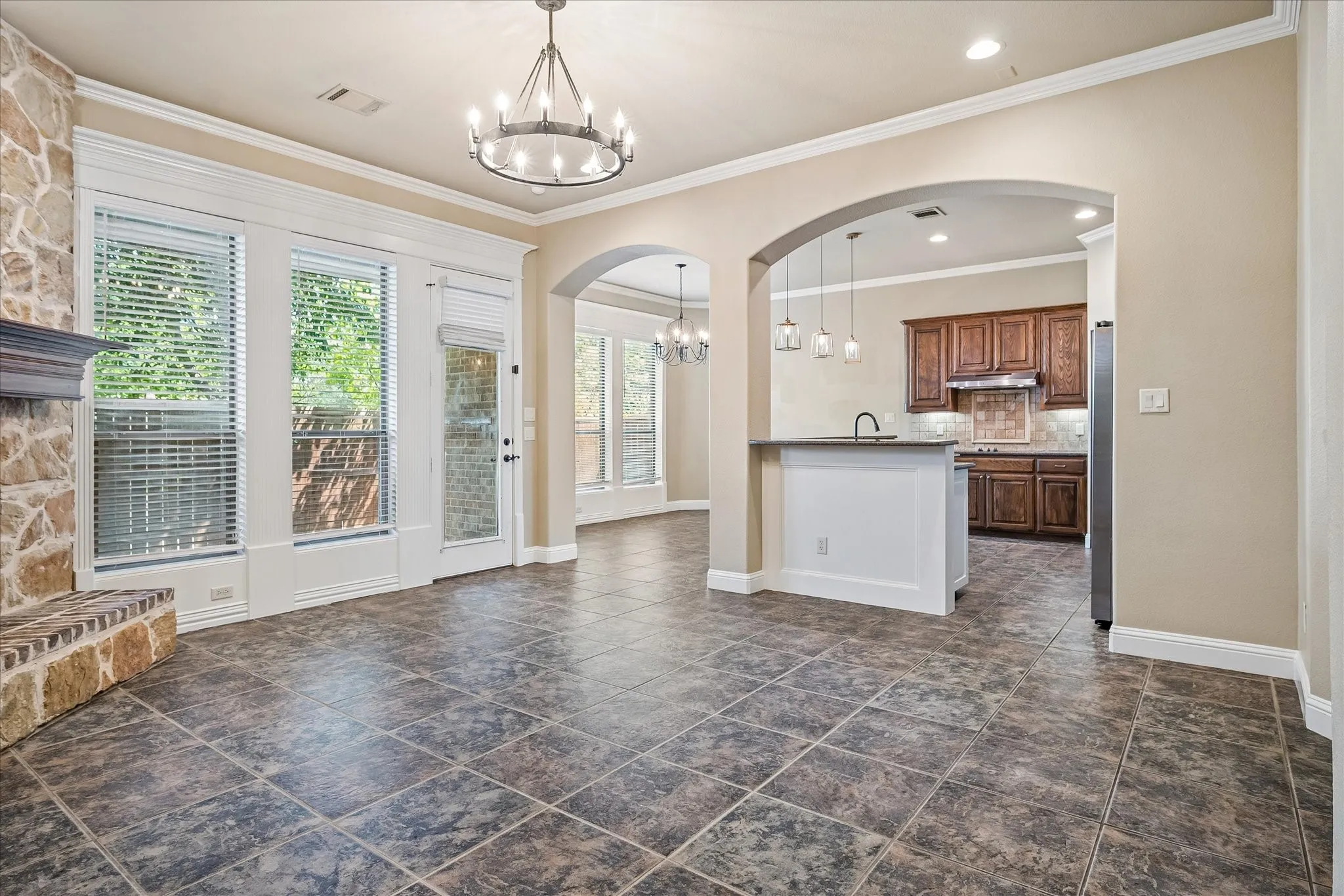 Single Family Residence For Rent in Tarrant County , 7149 Stone Villa Circle, North Richland Hills, Texas 76182, 4 Bedroom, 5 Bathroom, 2 Garage spaces, 2,920 Sqft, built in 2007, mls#21376718, Real Estate Agent in North Richland Hills, Homes For Rent in Tarrant county, Homes For Rent in North Richland Hills, Realtor in North Richland Hills Texas, Real Estate Brokerage Independent Realty Texas, Luminita Cordes Realtor