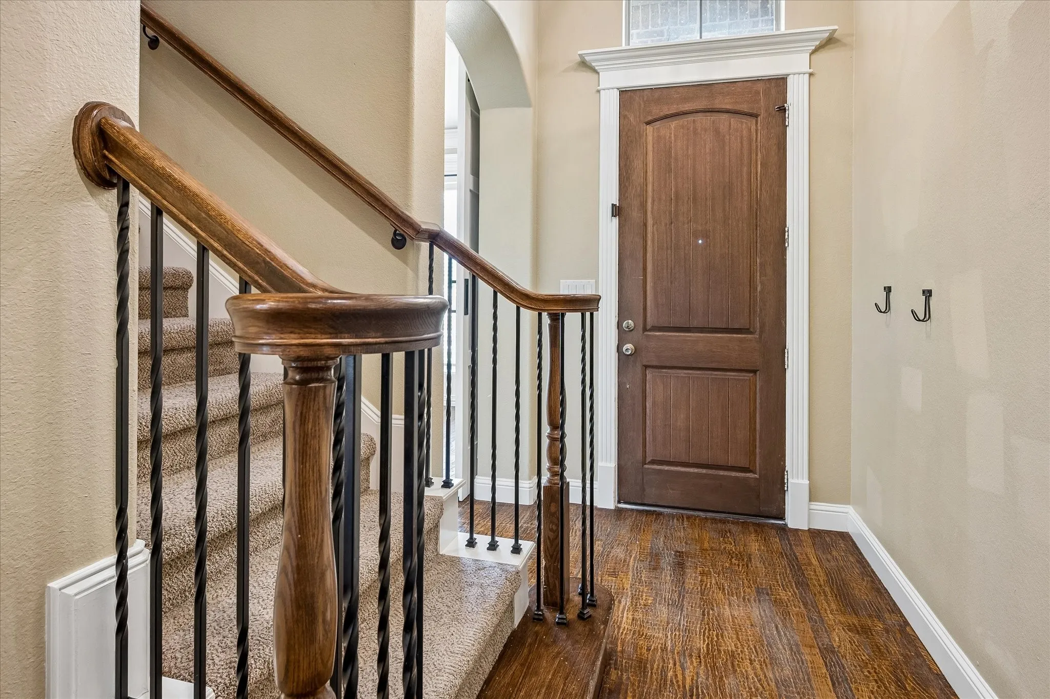 Single Family Residence For Rent in Tarrant County , 7149 Stone Villa Circle, North Richland Hills, Texas 76182, 4 Bedroom, 5 Bathroom, 2 Garage spaces, 2,920 Sqft, built in 2007, mls#21376718, Real Estate Agent in North Richland Hills, Homes For Rent in Tarrant county, Homes For Rent in North Richland Hills, Realtor in North Richland Hills Texas, Real Estate Brokerage Independent Realty Texas, Luminita Cordes Realtor