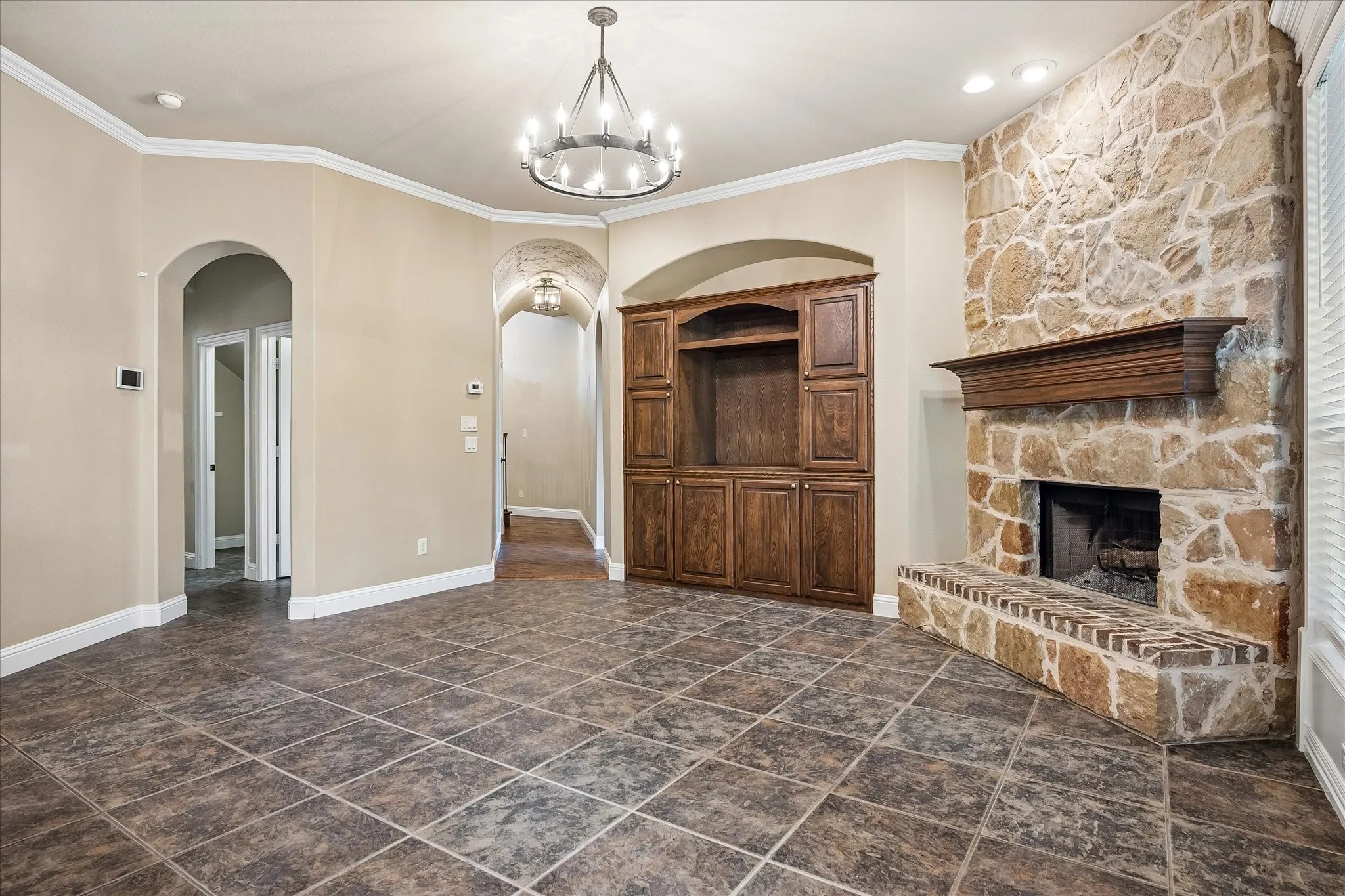 Single Family Residence For Rent in Tarrant County , 7149 Stone Villa Circle, North Richland Hills, Texas 76182, 4 Bedroom, 5 Bathroom, 2 Garage spaces, 2,920 Sqft, built in 2007, mls#21376718, Real Estate Agent in North Richland Hills, Homes For Rent in Tarrant county, Homes For Rent in North Richland Hills, Realtor in North Richland Hills Texas, Real Estate Brokerage Independent Realty Texas, Luminita Cordes Realtor