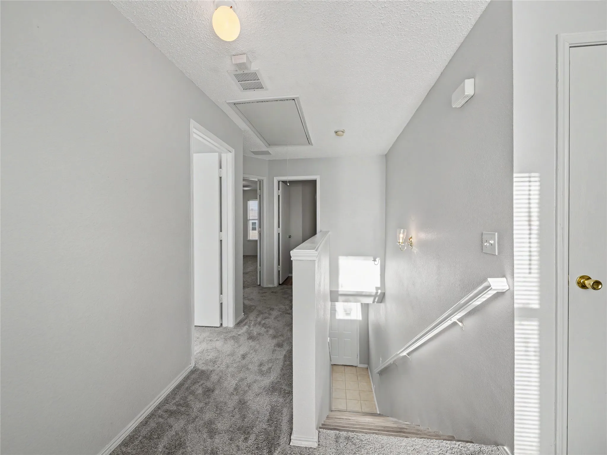 Single Family Residence For Sale in Tarrant County , 8513 Horse Whisper Lane, Fort Worth, Texas 76131, 4 Bedroom, 3 Bathroom, 2 Garage spaces, 1,687 Sqft, built in 2002, mls#21377729, Real Estate Agent in Fort Worth, Homes For Sale in Tarrant county, Homes For Sale in Fort Worth, Realtor in Fort Worth Texas, Real Estate Brokerage Independent Realty Texas, Luminita Cordes Realtor
