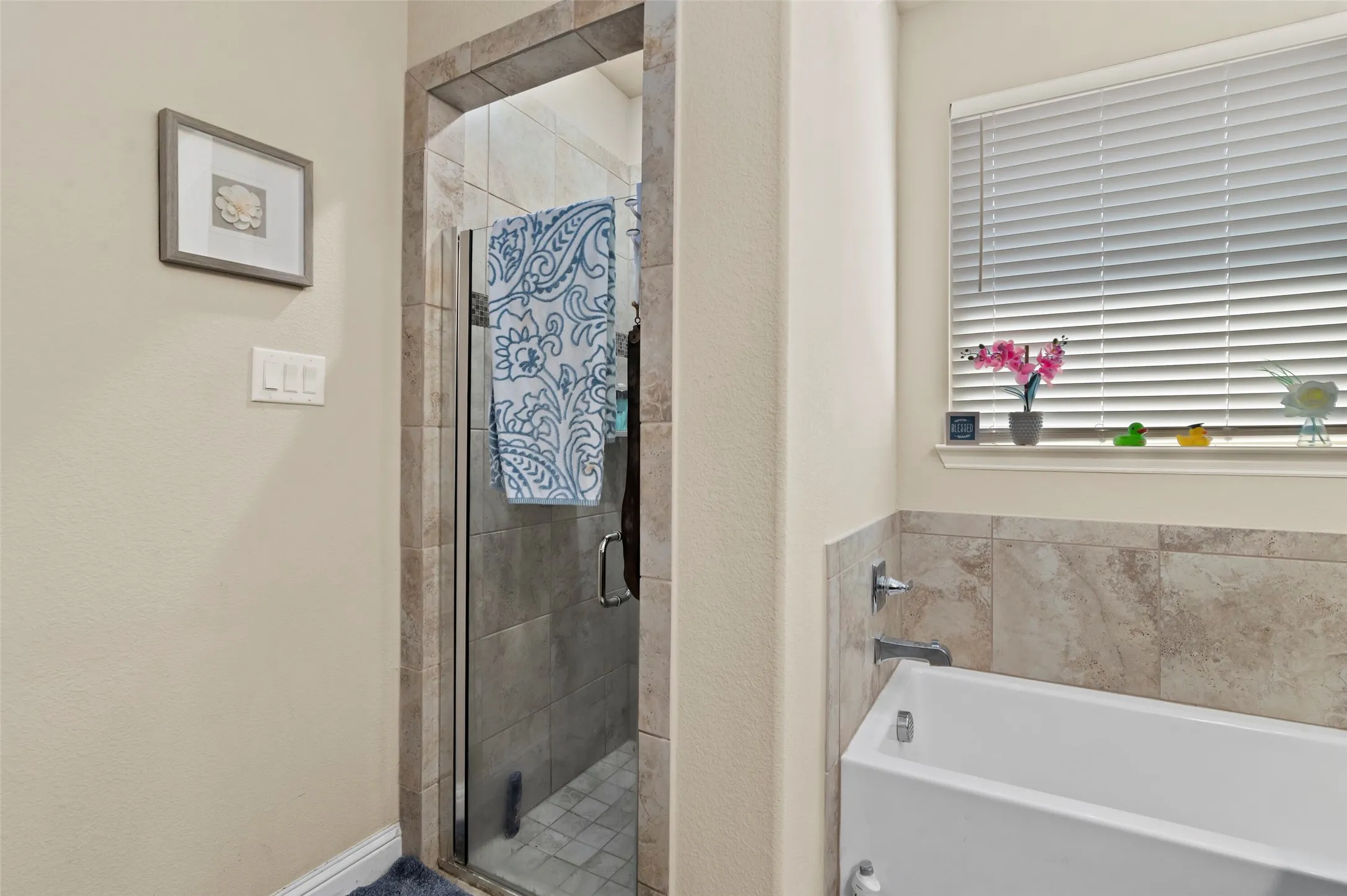 Single Family Residence For Sale in Denton County , 15 Pleasant Valley, Sanger, Texas 76266, 4 Bedroom, 2 Bathroom, 2 Garage spaces, 1,669 Sqft, built in 2019, mls#21377738, Real Estate Agent in Sanger, Homes For Sale in Denton county, Homes For Sale in Sanger, Realtor in Sanger Texas, Real Estate Brokerage Independent Realty Texas, Luminita Cordes Realtor