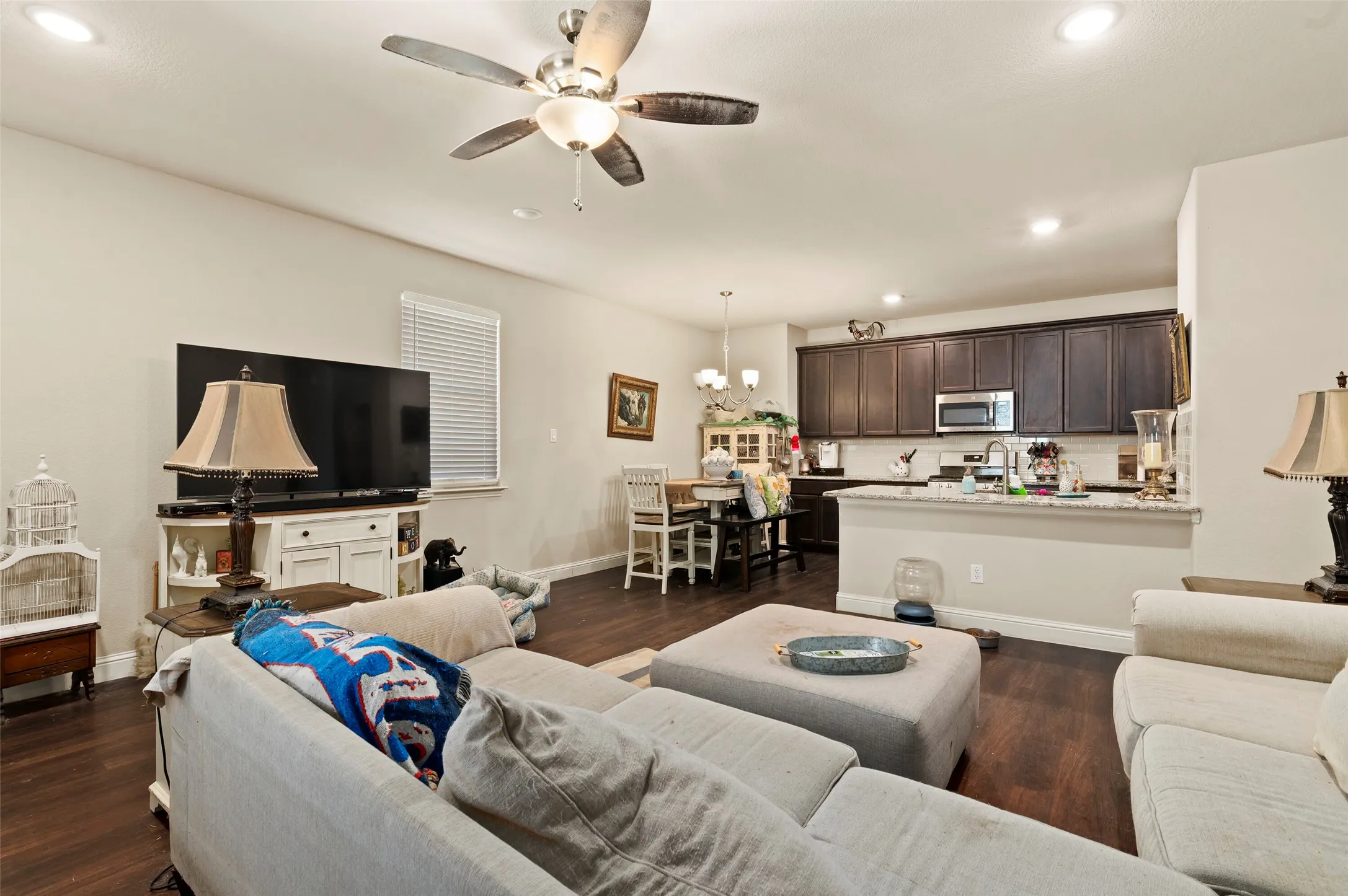 Single Family Residence For Sale in Denton County , 15 Pleasant Valley, Sanger, Texas 76266, 4 Bedroom, 2 Bathroom, 2 Garage spaces, 1,669 Sqft, built in 2019, mls#21377738, Real Estate Agent in Sanger, Homes For Sale in Denton county, Homes For Sale in Sanger, Realtor in Sanger Texas, Real Estate Brokerage Independent Realty Texas, Luminita Cordes Realtor