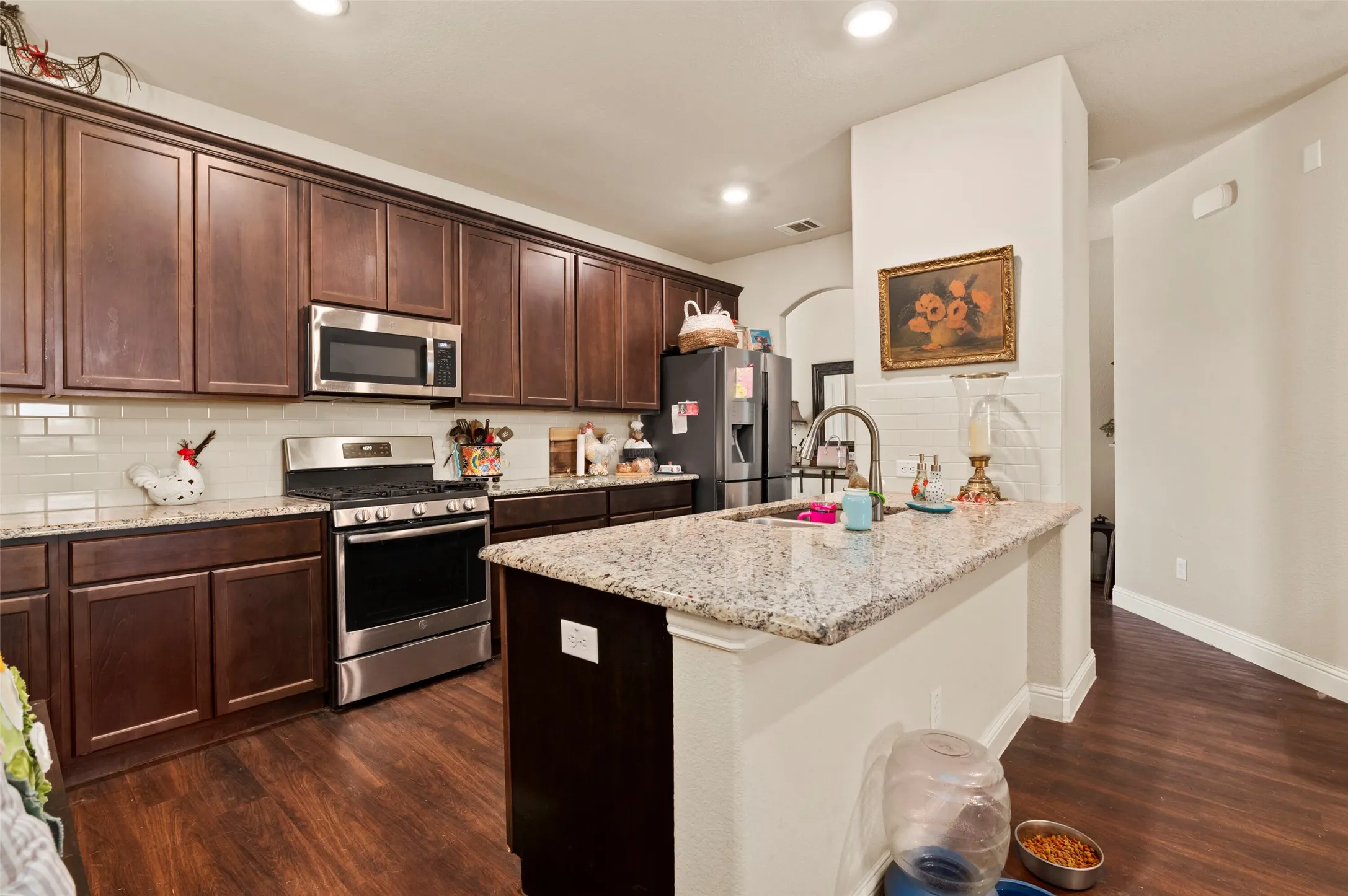 Single Family Residence For Sale in Denton County , 15 Pleasant Valley, Sanger, Texas 76266, 4 Bedroom, 2 Bathroom, 2 Garage spaces, 1,669 Sqft, built in 2019, mls#21377738, Real Estate Agent in Sanger, Homes For Sale in Denton county, Homes For Sale in Sanger, Realtor in Sanger Texas, Real Estate Brokerage Independent Realty Texas, Luminita Cordes Realtor