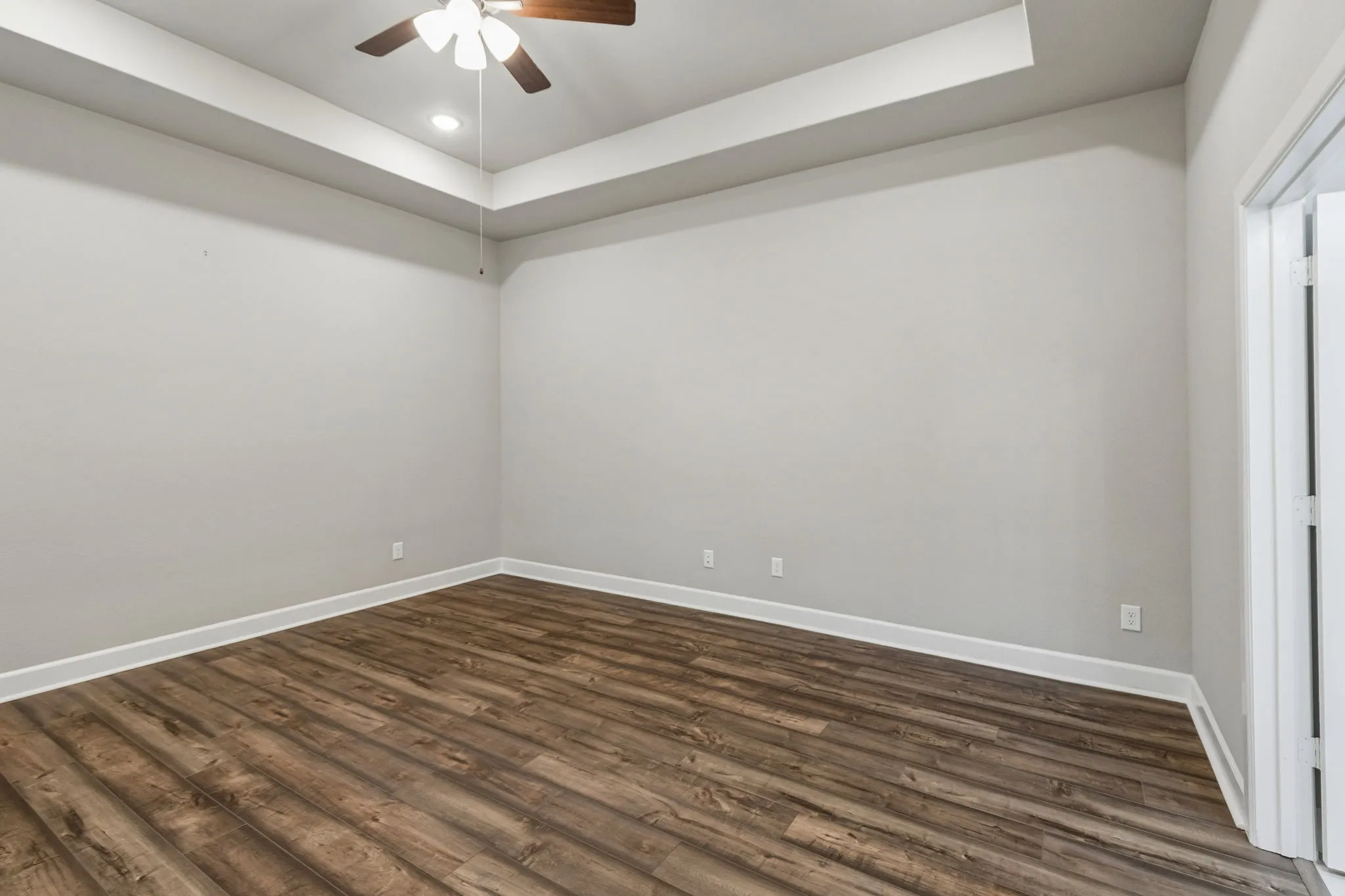 Single Family Residence For Sale in Tarrant County , 4717 Beaver Creek Drive, Arlington, Texas 76005, 2 Bedroom, 2 Bathroom, 2 Garage spaces, 2,024 Sqft, built in 2019, mls#21377668, Real Estate Agent in Arlington, Homes For Sale in Tarrant county, Homes For Sale in Arlington, Realtor in Arlington Texas, Real Estate Brokerage Independent Realty Texas, Luminita Cordes Realtor
