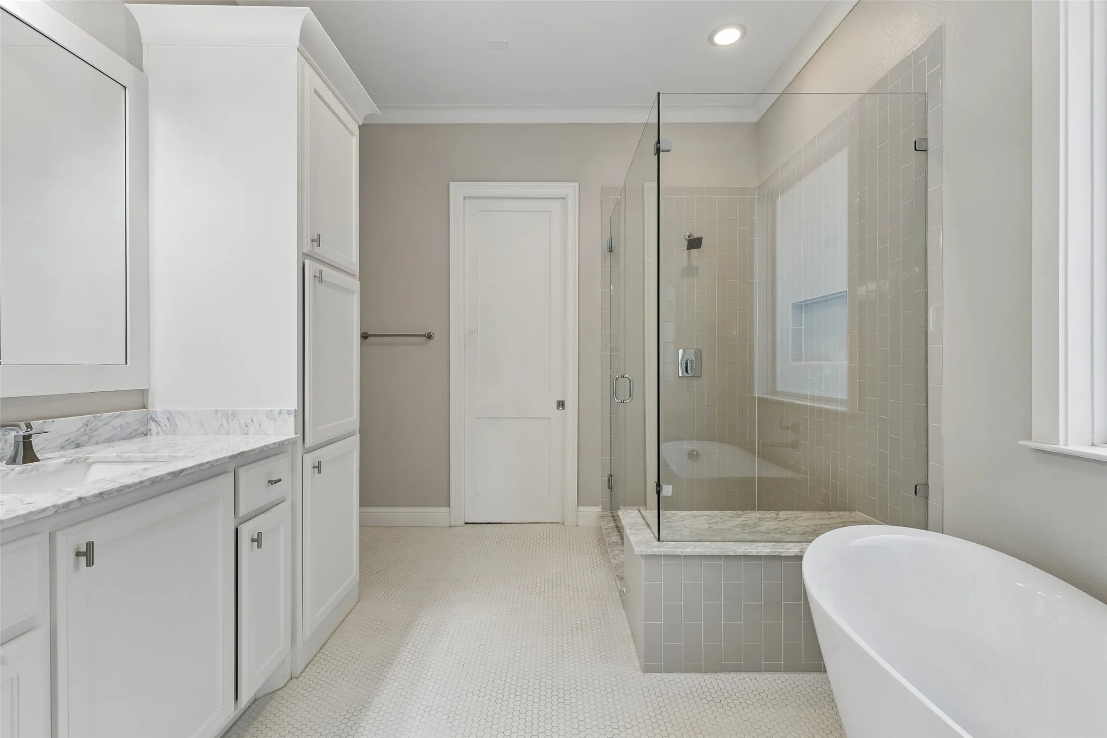 Single Family Residence For Rent in Dallas County , 6030 Vickery Boulevard, Dallas, Texas 75206, 4 Bedroom, 4 Bathroom, 2 Garage spaces, 4,011 Sqft, built in 2017, mls#21377163, Real Estate Agent in Dallas, Homes For Rent in Dallas county, Homes For Rent in Dallas, Realtor in Dallas Texas, Real Estate Brokerage Independent Realty Texas, Luminita Cordes Realtor