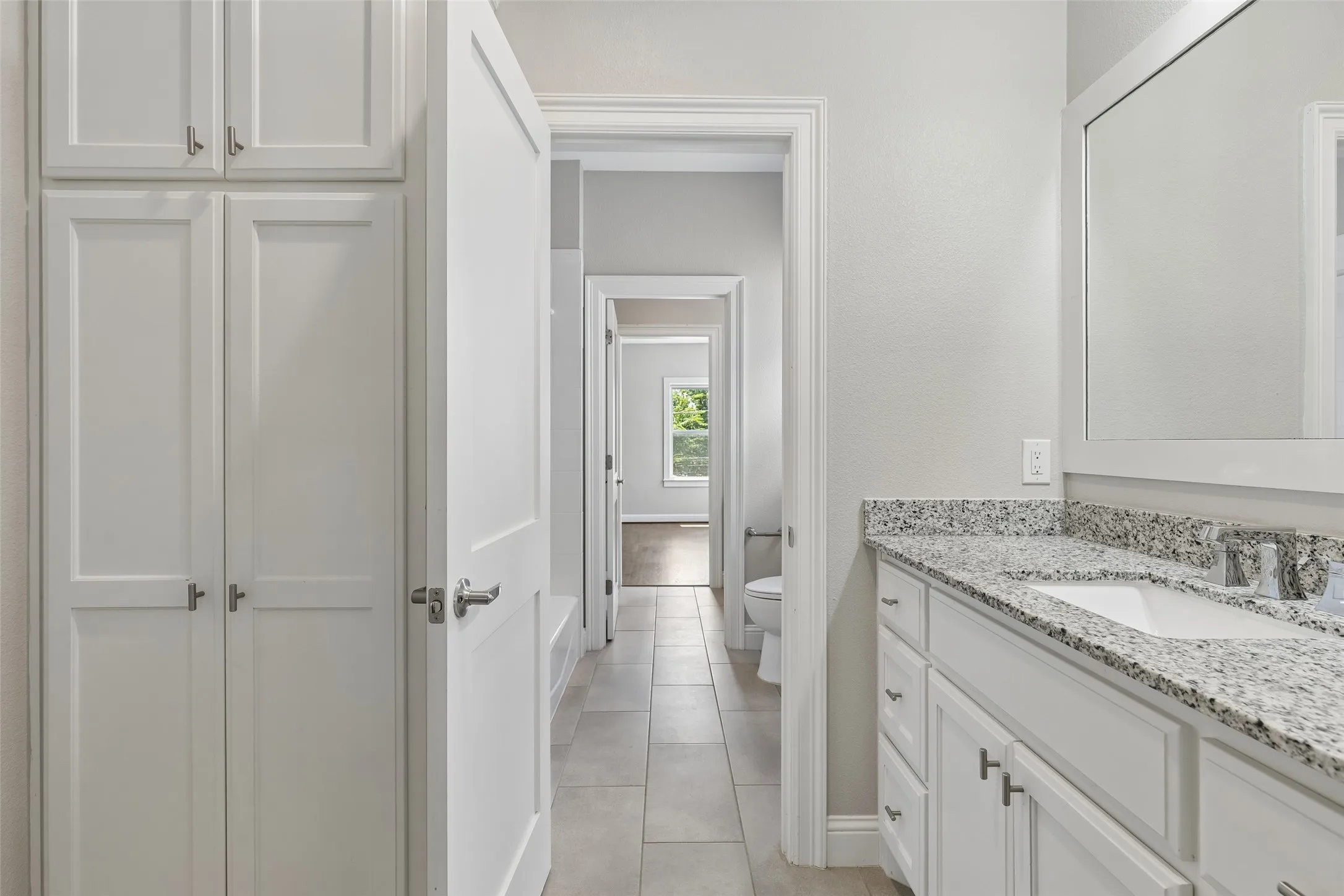 Single Family Residence For Rent in Dallas County , 6030 Vickery Boulevard, Dallas, Texas 75206, 4 Bedroom, 4 Bathroom, 2 Garage spaces, 4,011 Sqft, built in 2017, mls#21377163, Real Estate Agent in Dallas, Homes For Rent in Dallas county, Homes For Rent in Dallas, Realtor in Dallas Texas, Real Estate Brokerage Independent Realty Texas, Luminita Cordes Realtor