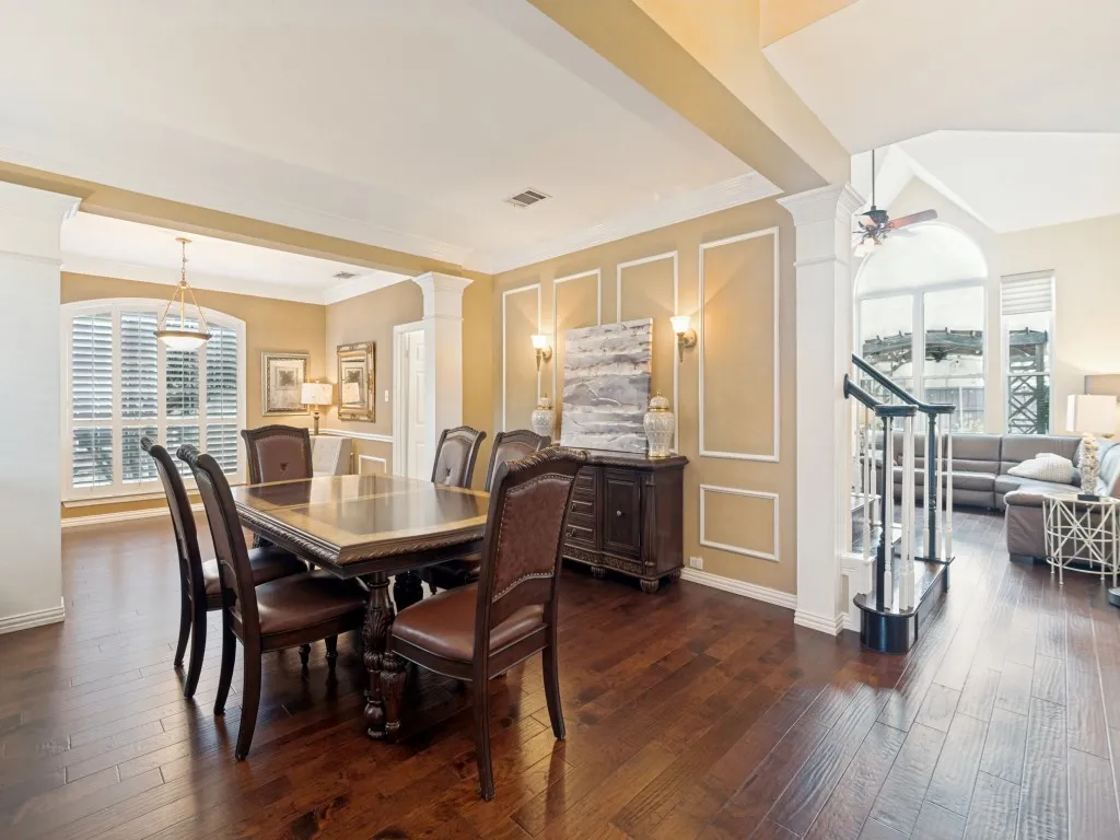 Single Family Residence For Sale in Collin County , 2700 Meadow Hills Lane, Plano, Texas 75093, 4 Bedroom, 4 Bathroom, 2 Garage spaces, 2,810 Sqft, built in 1992, mls#21377745, Real Estate Agent in Plano, Homes For Sale in Collin county, Homes For Sale in Plano, Realtor in Plano Texas, Real Estate Brokerage Independent Realty Texas, Luminita Cordes Realtor
