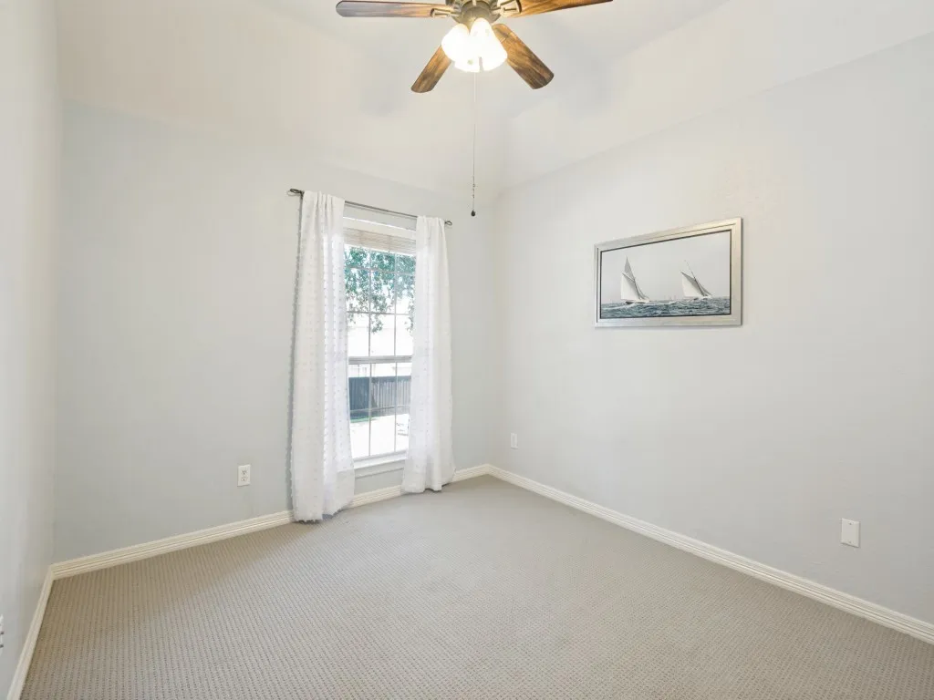 Single Family Residence For Sale in Collin County , 2700 Meadow Hills Lane, Plano, Texas 75093, 4 Bedroom, 4 Bathroom, 2 Garage spaces, 2,810 Sqft, built in 1992, mls#21377745, Real Estate Agent in Plano, Homes For Sale in Collin county, Homes For Sale in Plano, Realtor in Plano Texas, Real Estate Brokerage Independent Realty Texas, Luminita Cordes Realtor