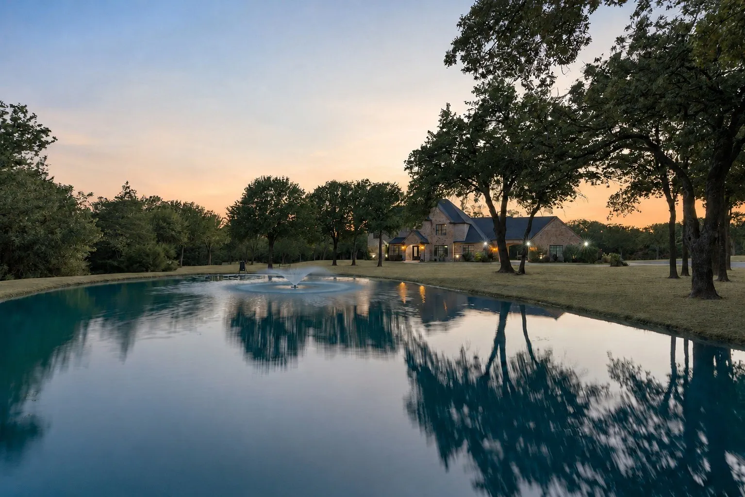Single Family Residence For Sale in Wise County , 830 County Road 4797, Springtown, Texas 76082, 4 Bedroom, 5 Bathroom, 2 Garage spaces, 3,688 Sqft, built in 2018, mls#21375058, Real Estate Agent in Springtown, Homes For Sale in Wise county, Homes For Sale in Springtown, Realtor in Springtown Texas, Real Estate Brokerage Independent Realty Texas, Luminita Cordes Realtor