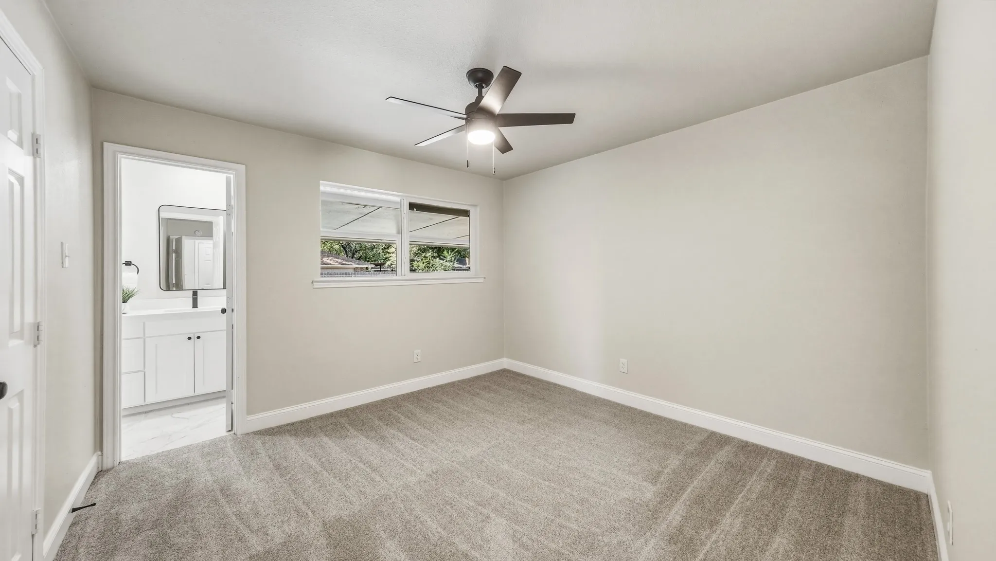 Single Family Residence For Sale in Dallas County , 122 Meadowbrook Drive, De Soto, Texas 75115, 4 Bedroom, 3 Bathroom, 2 Garage spaces, 2,441 Sqft, built in 1972, mls#21377757, Real Estate Agent in De Soto, Homes For Sale in Dallas county, Homes For Sale in De Soto, Realtor in De Soto Texas, Real Estate Brokerage Independent Realty Texas, Luminita Cordes Realtor