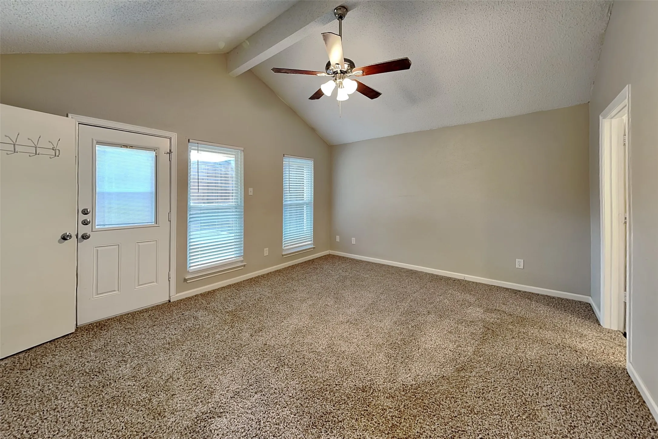Single Family Residence For Rent in Denton County , 2016 Avignon Drive, Carrollton, Texas 75007, 3 Bedroom, 2 Bathroom, 2 Garage spaces, 1,477 Sqft, built in 1983, mls#21377763, Real Estate Agent in Carrollton, Homes For Rent in Denton county, Homes For Rent in Carrollton, Realtor in Carrollton Texas, Real Estate Brokerage Independent Realty Texas, Luminita Cordes Realtor