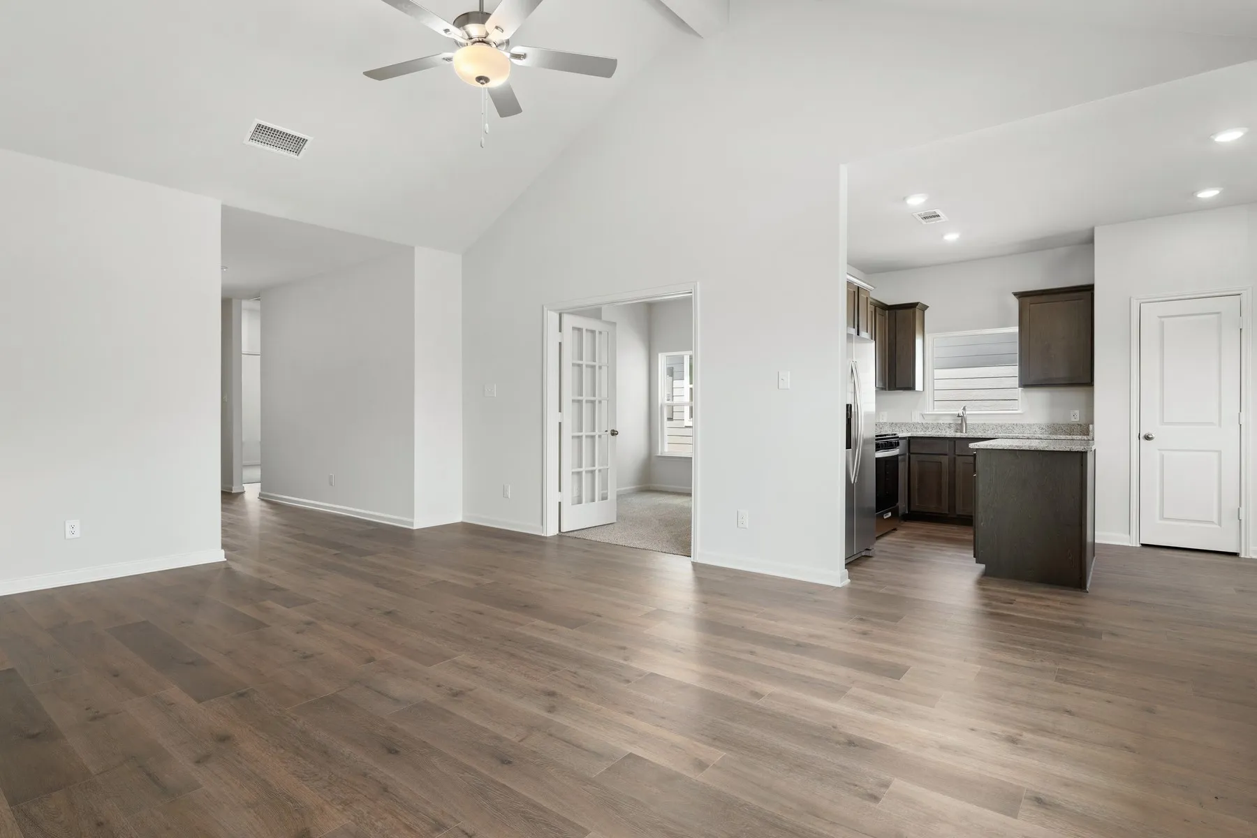 Single Family Residence For Rent in Tarrant County , 1328 Tilton Drive, Fort Worth, Texas 76140, 3 Bedroom, 2 Bathroom, 2 Garage spaces, 1,600 Sqft, built in 2026, mls#21377779, Real Estate Agent in Fort Worth, Homes For Rent in Tarrant county, Homes For Rent in Fort Worth, Realtor in Fort Worth Texas, Real Estate Brokerage Independent Realty Texas, Luminita Cordes Realtor