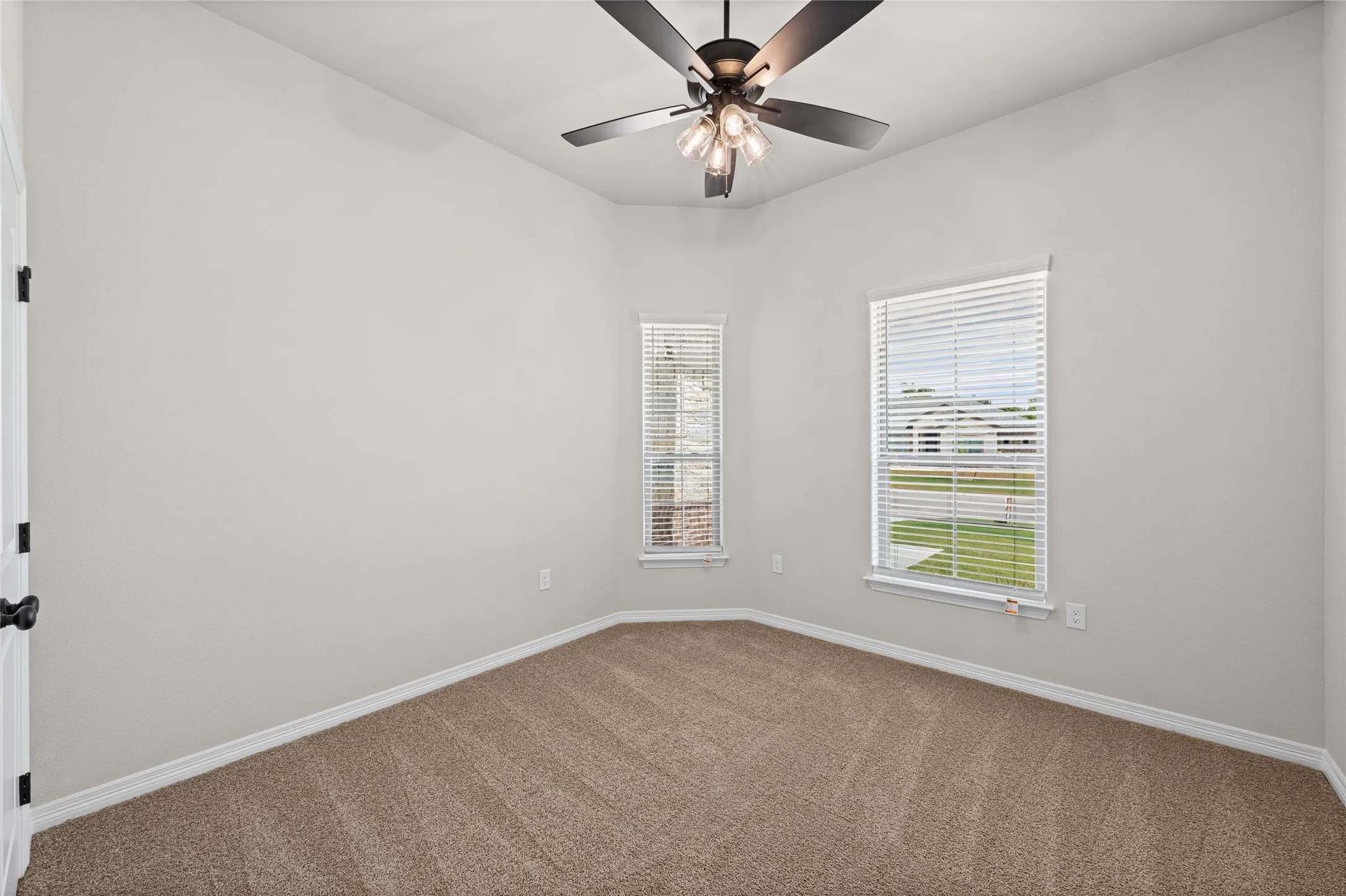 Single Family Residence For Sale in Mc Lennan County , 132 Lasso Loop, Lorena, Texas 76655, 4 Bedroom, 3 Bathroom, 3 Garage spaces, 2,120 Sqft, built in 2026, mls#21376835, Real Estate Agent in Lorena, Homes For Sale in Mc Lennan county, Homes For Sale in Lorena, Realtor in Lorena Texas, Real Estate Brokerage Independent Realty Texas, Luminita Cordes Realtor