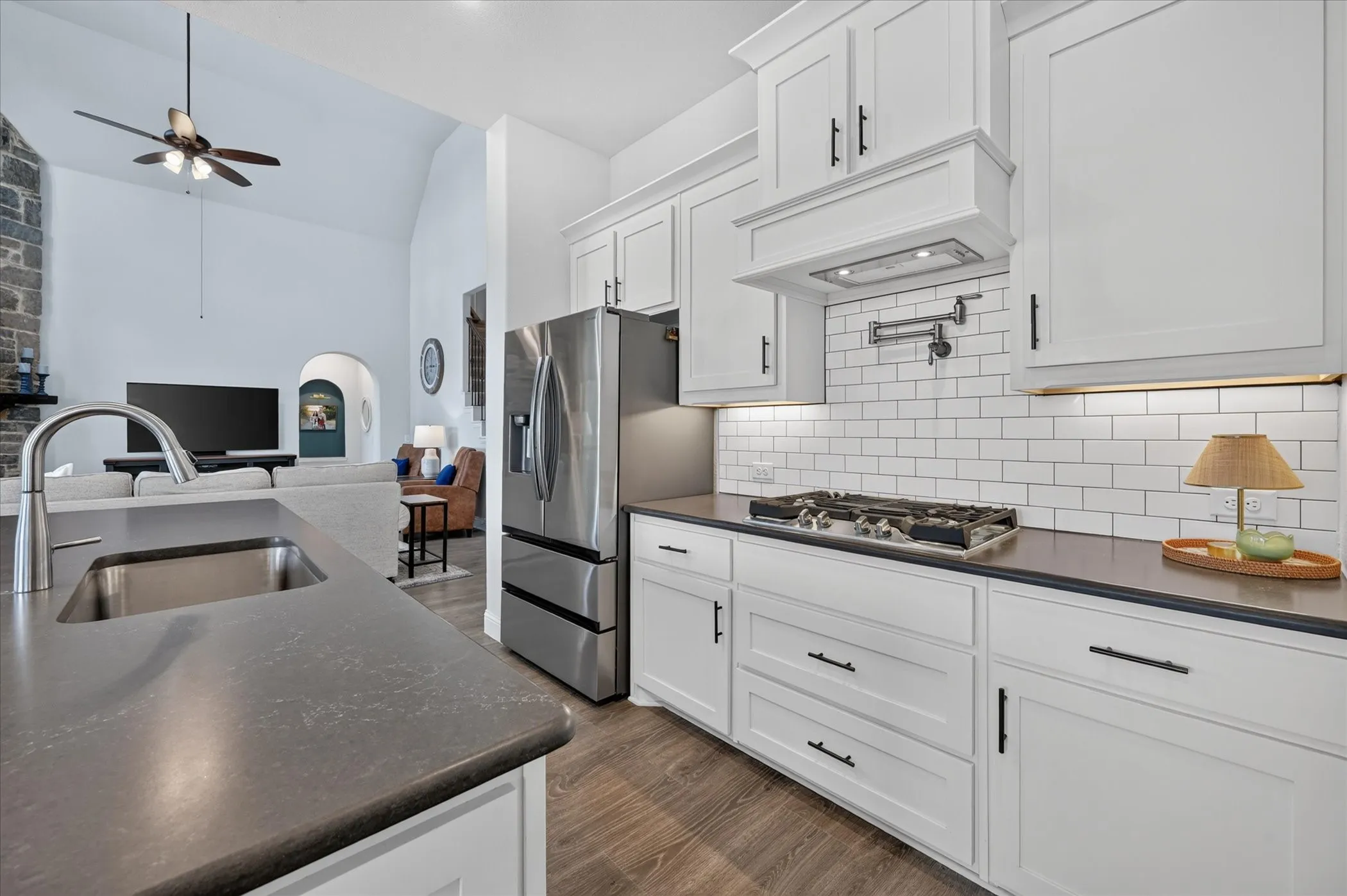 Single Family Residence For Sale in Denton County , 1113 Wrenwood Drive, Justin, Texas 76247, 5 Bedroom, 5 Bathroom, 3 Garage spaces, 4,070 Sqft, built in 2022, mls#21377435, Real Estate Agent in Justin, Homes For Sale in Denton county, Homes For Sale in Justin, Realtor in Justin Texas, Real Estate Brokerage Independent Realty Texas, Luminita Cordes Realtor