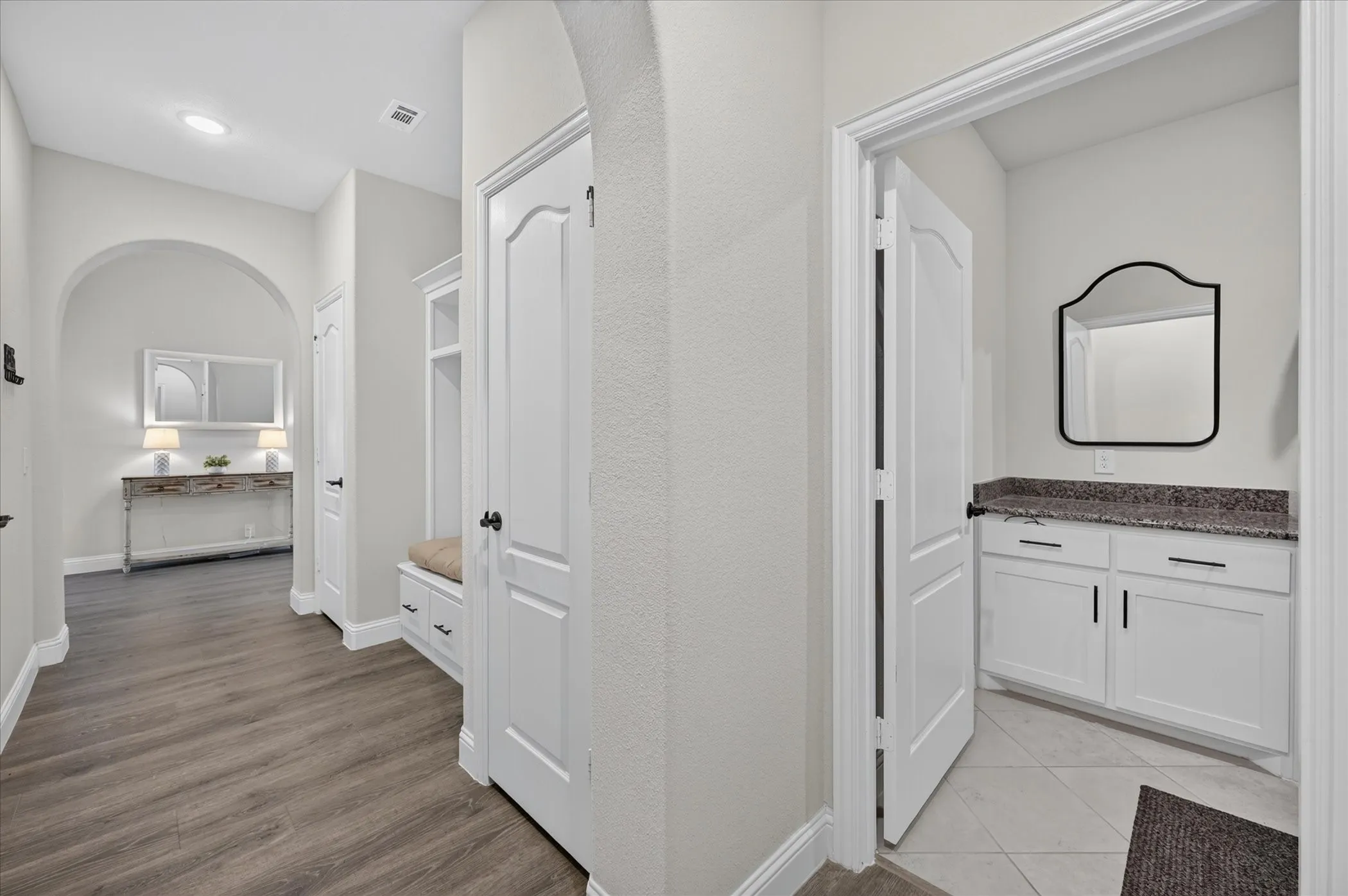 Single Family Residence For Sale in Denton County , 1113 Wrenwood Drive, Justin, Texas 76247, 5 Bedroom, 5 Bathroom, 3 Garage spaces, 4,070 Sqft, built in 2022, mls#21377435, Real Estate Agent in Justin, Homes For Sale in Denton county, Homes For Sale in Justin, Realtor in Justin Texas, Real Estate Brokerage Independent Realty Texas, Luminita Cordes Realtor