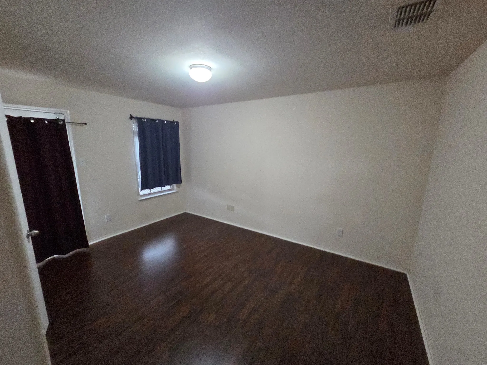Single Family Residence For Rent in Dallas County , 8422 Timberbrook Lane, Dallas, Texas 75249, 3 Bedroom, 3 Bathroom, 2 Garage spaces, 1,612 Sqft, built in 2007, mls#21377417, Real Estate Agent in Dallas, Homes For Rent in Dallas county, Homes For Rent in Dallas, Realtor in Dallas Texas, Real Estate Brokerage Independent Realty Texas, Luminita Cordes Realtor