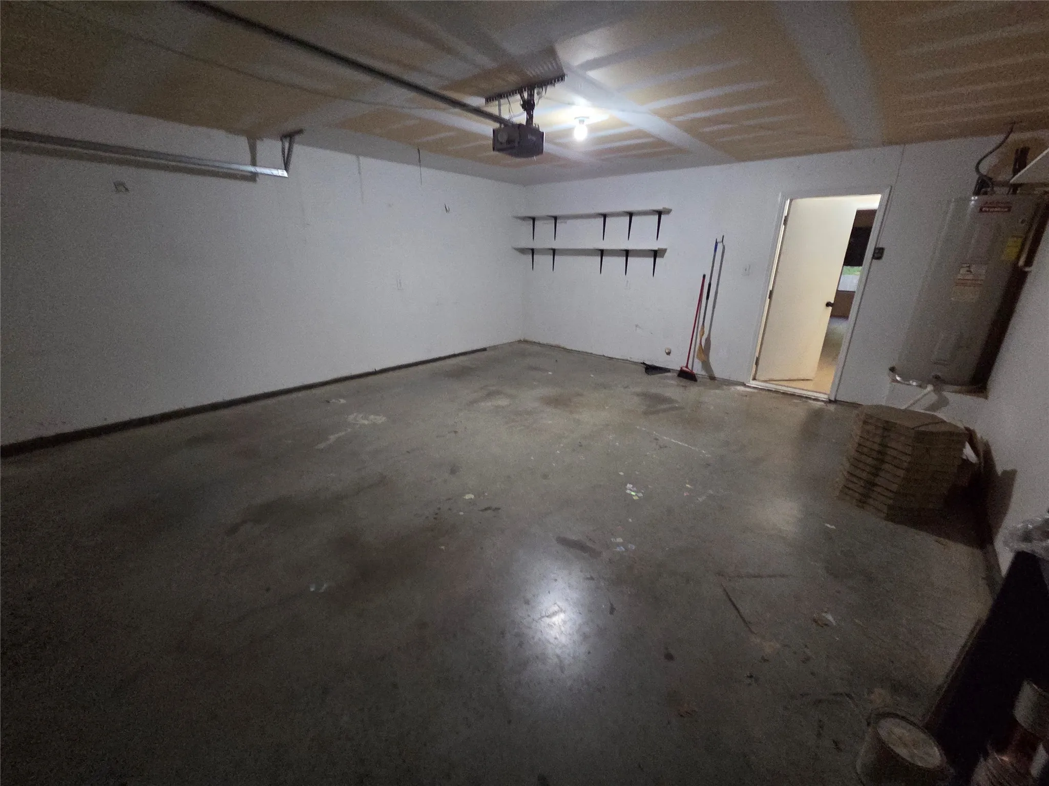 Single Family Residence For Rent in Dallas County , 8422 Timberbrook Lane, Dallas, Texas 75249, 3 Bedroom, 3 Bathroom, 2 Garage spaces, 1,612 Sqft, built in 2007, mls#21377417, Real Estate Agent in Dallas, Homes For Rent in Dallas county, Homes For Rent in Dallas, Realtor in Dallas Texas, Real Estate Brokerage Independent Realty Texas, Luminita Cordes Realtor