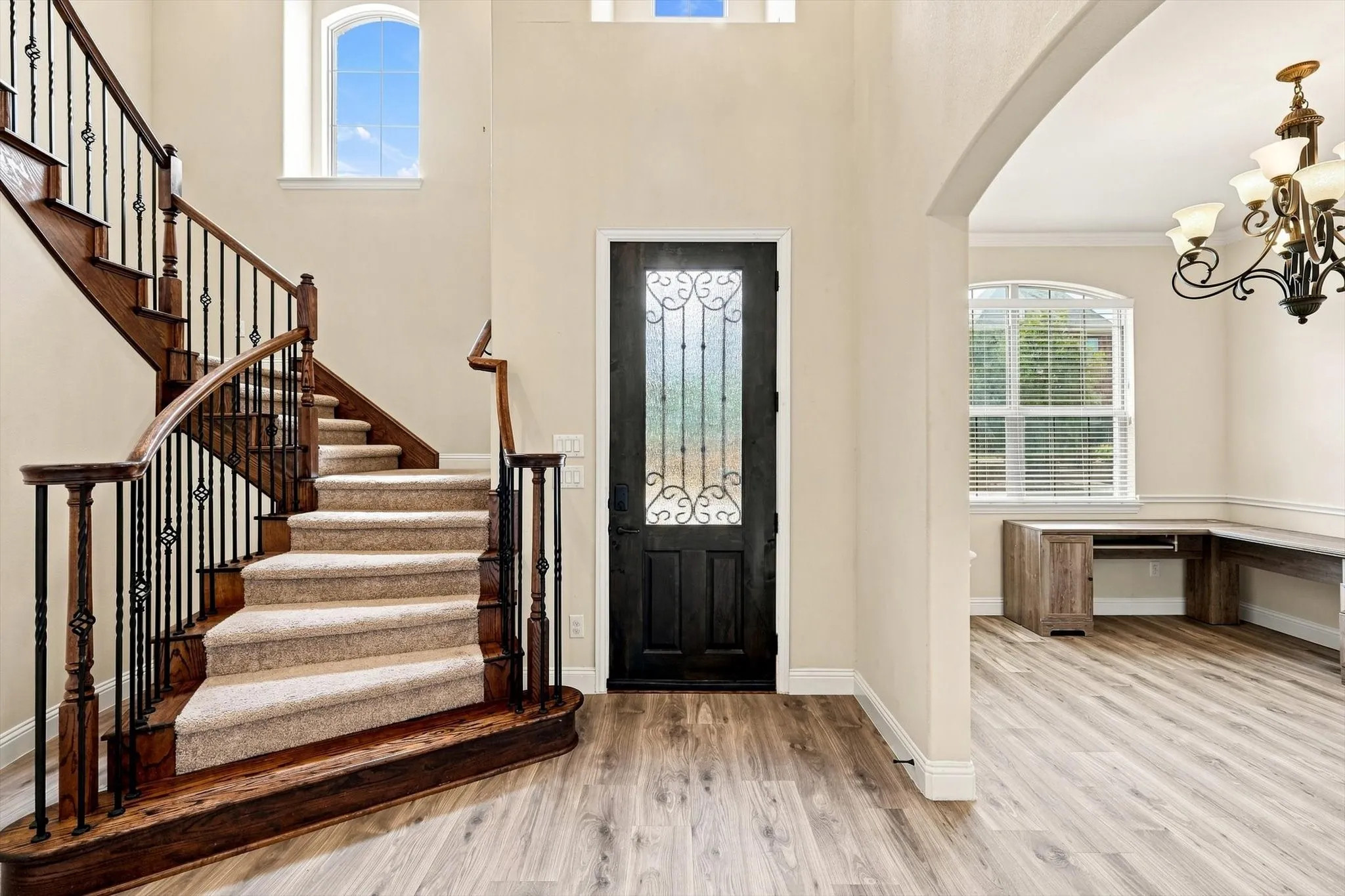 Single Family Residence For Sale in Dallas County , 5012 Province Place, Irving, Texas 75038, 3 Bedroom, 3 Bathroom, 2 Garage spaces, 2,772 Sqft, built in 2013, mls#21377037, Real Estate Agent in Irving, Homes For Sale in Dallas county, Homes For Sale in Irving, Realtor in Irving Texas, Real Estate Brokerage Independent Realty Texas, Luminita Cordes Realtor