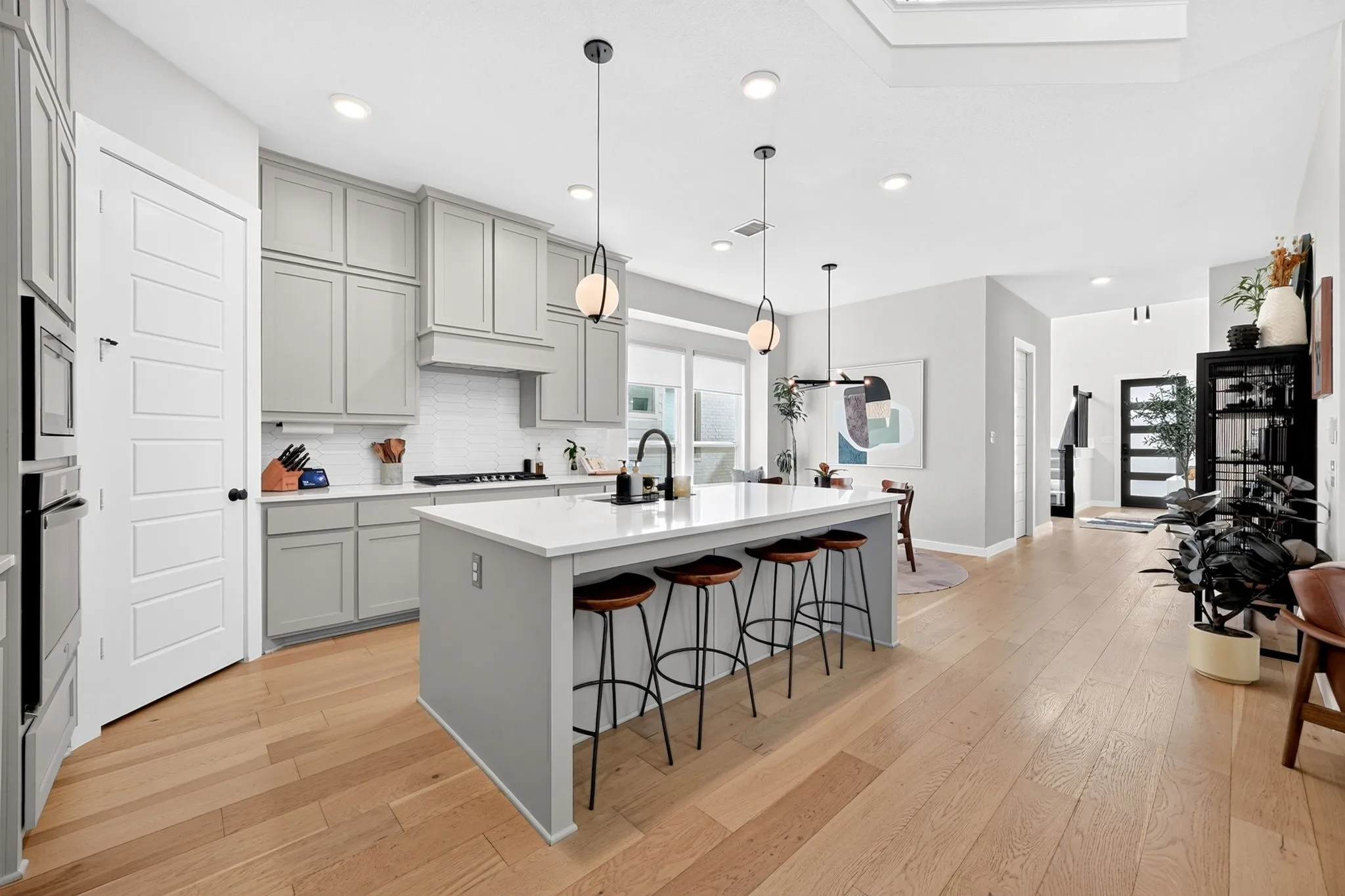 Single Family Residence For Sale in Collin County , 1022 Kennedy Drive, Allen, Texas 75013, 4 Bedroom, 4 Bathroom, 2 Garage spaces, 3,101 Sqft, built in 2020, mls#21377799, Real Estate Agent in Allen, Homes For Sale in Collin county, Homes For Sale in Allen, Realtor in Allen Texas, Real Estate Brokerage Independent Realty Texas, Luminita Cordes Realtor