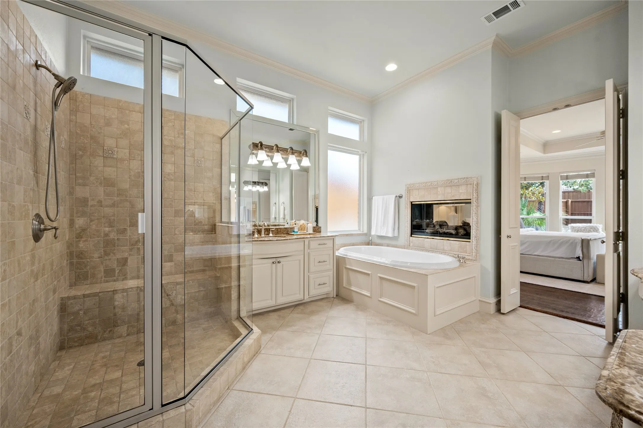 Single Family Residence For Sale in Collin County , 914 Pampa Drive, Allen, Texas 75013, 5 Bedroom, 5 Bathroom, 3 Garage spaces, 5,190 Sqft, built in 2002, mls#21377123, Real Estate Agent in Allen, Homes For Sale in Collin county, Homes For Sale in Allen, Realtor in Allen Texas, Real Estate Brokerage Independent Realty Texas, Luminita Cordes Realtor