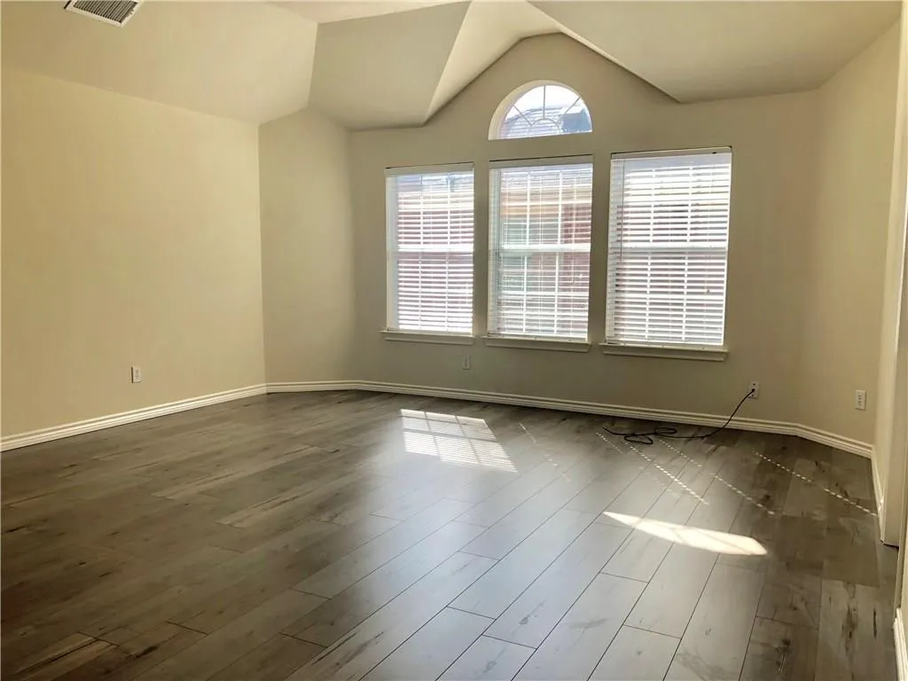 Single Family Residence For Rent in Collin County , 11375 Cedar Springs Drive, Frisco, Texas 75035, 5 Bedroom, 4 Bathroom, 2 Garage spaces, 3,793 Sqft, built in 2006, mls#21377802, Real Estate Agent in Frisco, Homes For Rent in Collin county, Homes For Rent in Frisco, Realtor in Frisco Texas, Real Estate Brokerage Independent Realty Texas, Luminita Cordes Realtor