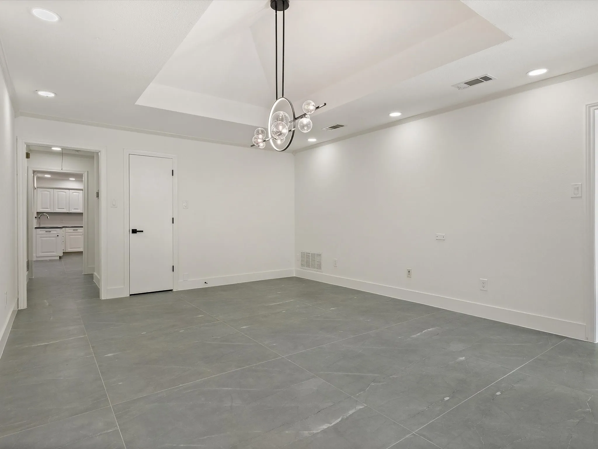 Single Family Residence For Rent in Collin County , 5602 Twin Brooks Drive, Dallas, Texas 75252, 4 Bedroom, 3 Bathroom, 3 Garage spaces, 3,605 Sqft, built in 1983, mls#21377812, Real Estate Agent in Dallas, Homes For Rent in Collin county, Homes For Rent in Dallas, Realtor in Dallas Texas, Real Estate Brokerage Independent Realty Texas, Luminita Cordes Realtor