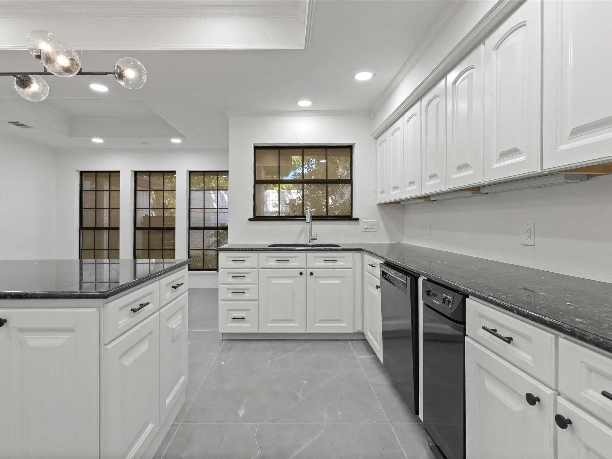 Single Family Residence For Rent in Collin County , 5602 Twin Brooks Drive, Dallas, Texas 75252, 4 Bedroom, 3 Bathroom, 3 Garage spaces, 3,605 Sqft, built in 1983, mls#21377812, Real Estate Agent in Dallas, Homes For Rent in Collin county, Homes For Rent in Dallas, Realtor in Dallas Texas, Real Estate Brokerage Independent Realty Texas, Luminita Cordes Realtor