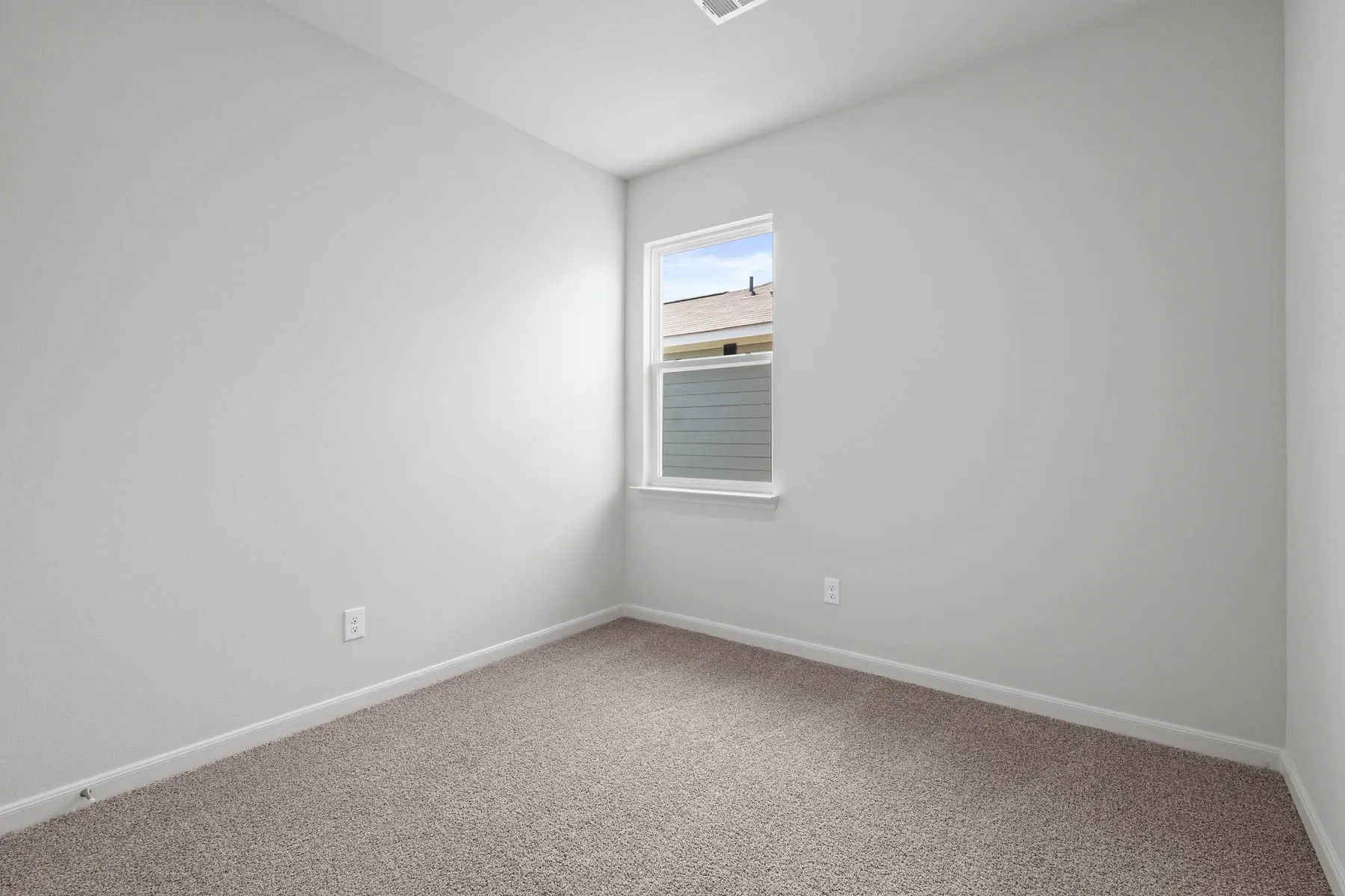 Single Family Residence For Rent in Tarrant County , 1329 Tilton Drive, Fort Worth, Texas 76140, 4 Bedroom, 2 Bathroom, 2 Garage spaces, 1,724 Sqft, built in 2026, mls#21377817, Real Estate Agent in Fort Worth, Homes For Rent in Tarrant county, Homes For Rent in Fort Worth, Realtor in Fort Worth Texas, Real Estate Brokerage Independent Realty Texas, Luminita Cordes Realtor