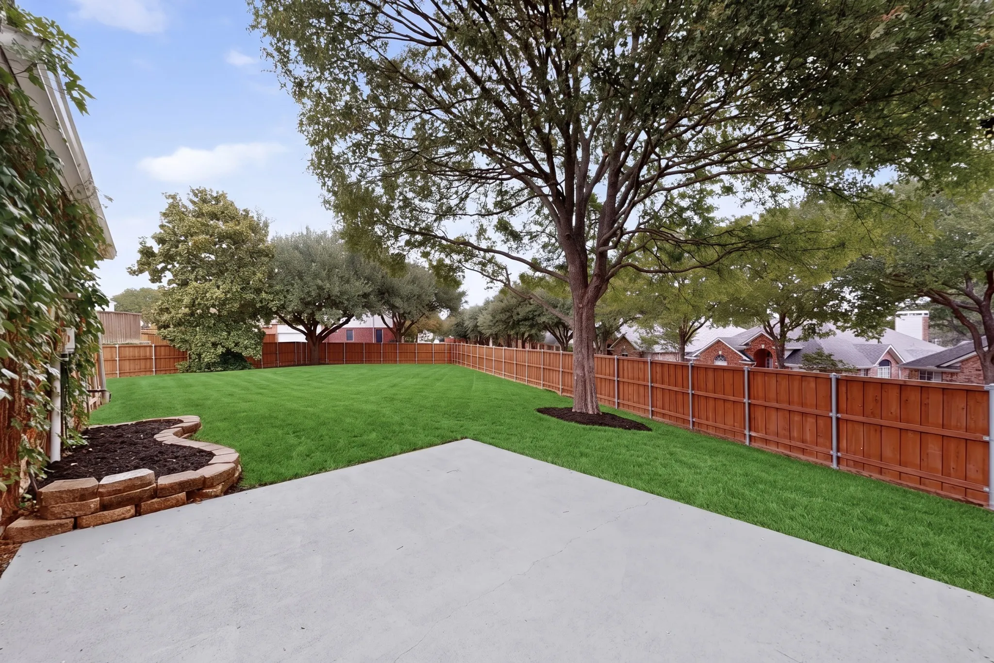 Single Family Residence For Sale in Collin County , 4433 Courtney Lane, Richardson, Texas 75082, 5 Bedroom, 4 Bathroom, 2 Garage spaces, 3,263 Sqft, built in 1998, mls#21369097, Real Estate Agent in Richardson, Homes For Sale in Collin county, Homes For Sale in Richardson, Realtor in Richardson Texas, Real Estate Brokerage Independent Realty Texas, Luminita Cordes Realtor