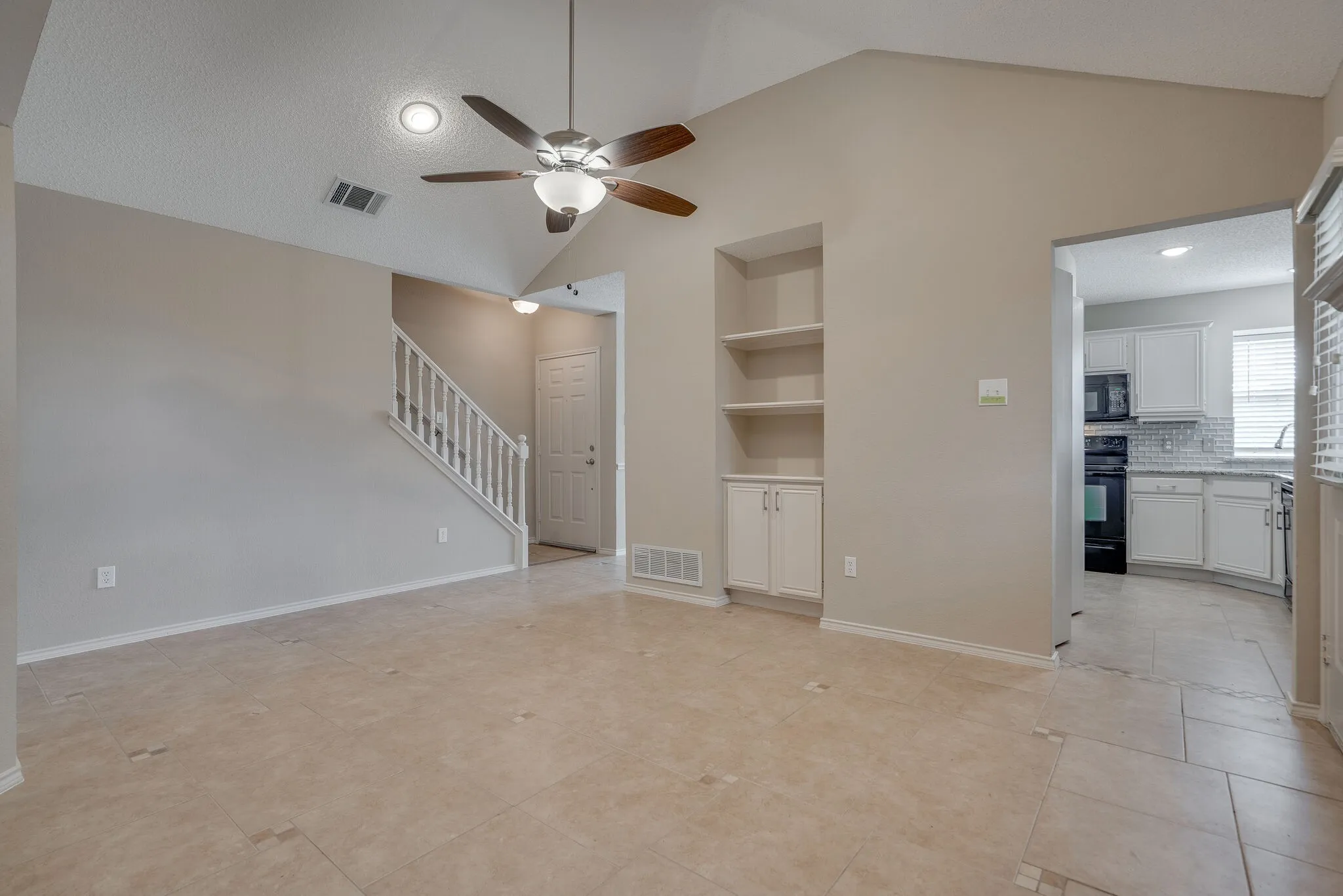 Single Family Residence For Rent in Denton County , 755 Burr Oak Drive, Lewisville, Texas 75067, 3 Bedroom, 2 Bathroom, 2 Garage spaces, 1,200 Sqft, built in 1992, mls#21377788, Real Estate Agent in Lewisville, Homes For Rent in Denton county, Homes For Rent in Lewisville, Realtor in Lewisville Texas, Real Estate Brokerage Independent Realty Texas, Luminita Cordes Realtor