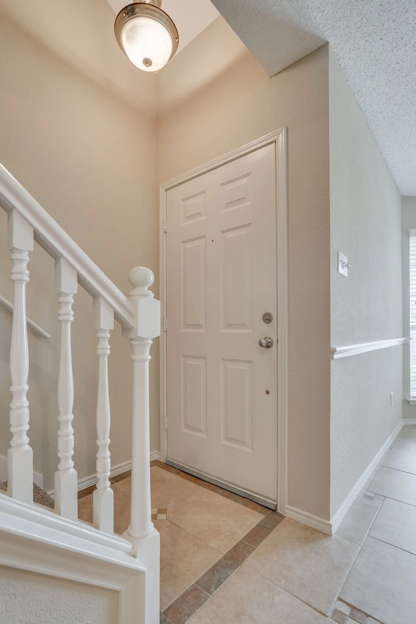 Single Family Residence For Rent in Denton County , 755 Burr Oak Drive, Lewisville, Texas 75067, 3 Bedroom, 2 Bathroom, 2 Garage spaces, 1,200 Sqft, built in 1992, mls#21377788, Real Estate Agent in Lewisville, Homes For Rent in Denton county, Homes For Rent in Lewisville, Realtor in Lewisville Texas, Real Estate Brokerage Independent Realty Texas, Luminita Cordes Realtor