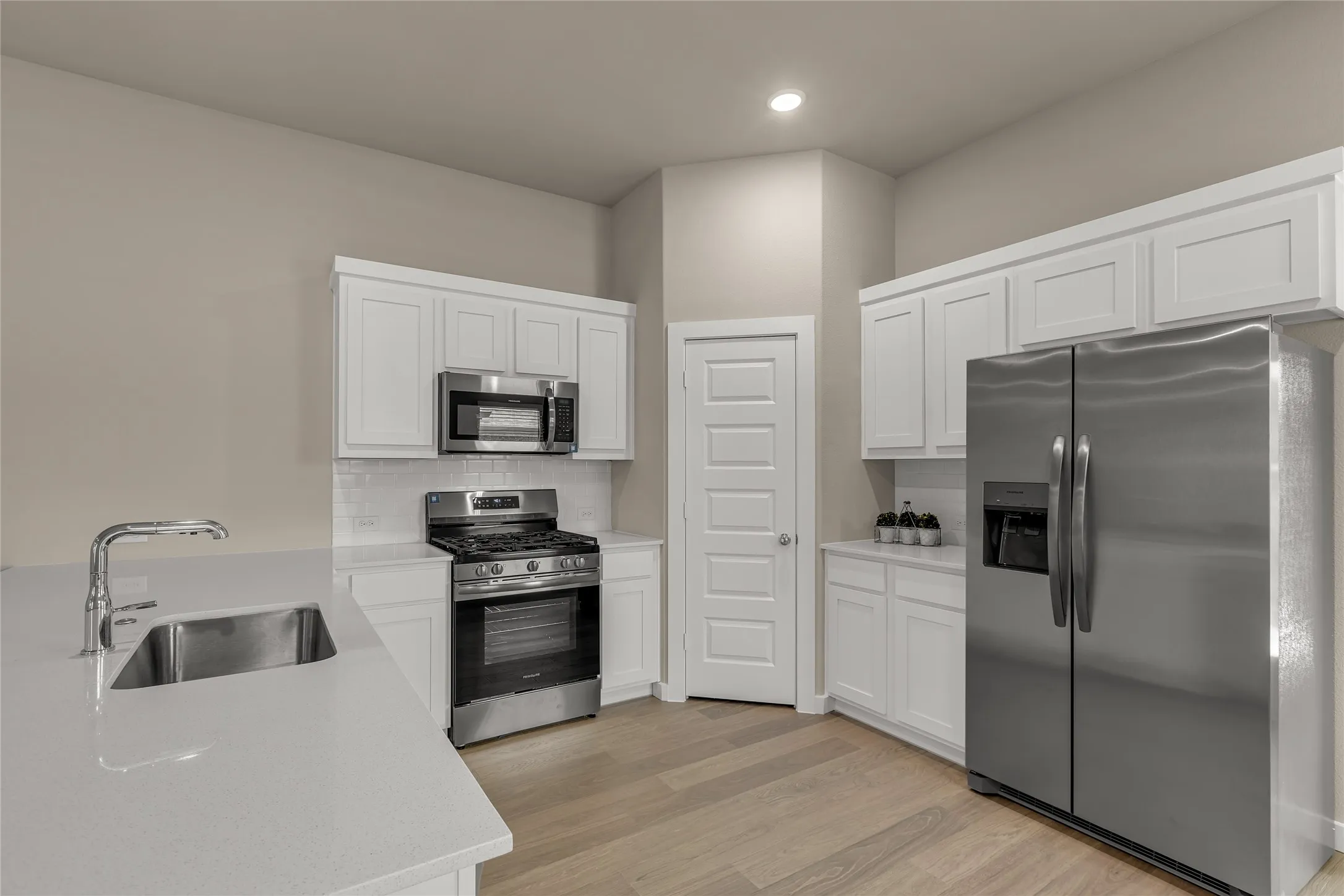Single Family Residence For Rent in Collin County , 5810 Briarcroft Drive, Princeton, Texas 75071, 3 Bedroom, 2 Bathroom, 2 Garage spaces, 1,662 Sqft, built in 2025, mls#21377346, Real Estate Agent in Princeton, Homes For Rent in Collin county, Homes For Rent in Princeton, Realtor in Princeton Texas, Real Estate Brokerage Independent Realty Texas, Luminita Cordes Realtor