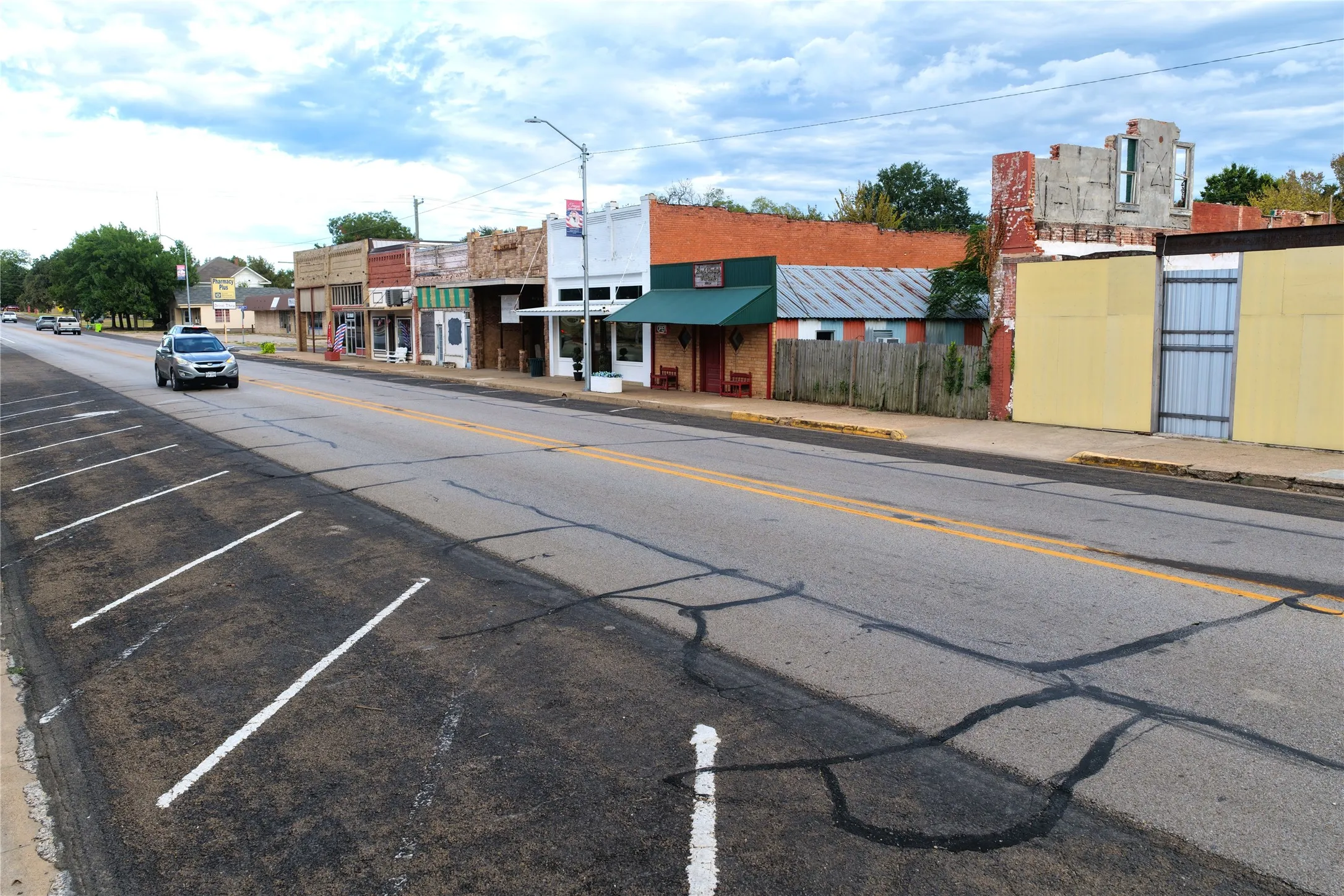 Retail For Sale in Freestone County , 506 Main Street, Teague, Texas 75860, 0, 0, Garage spaces, 0 Sqft, built in 1960, mls#21376653, Real Estate Agent in Teague, Homes For Sale in Freestone county, Homes For Sale in Teague, Realtor in Teague Texas, Real Estate Brokerage Independent Realty Texas, Luminita Cordes Realtor