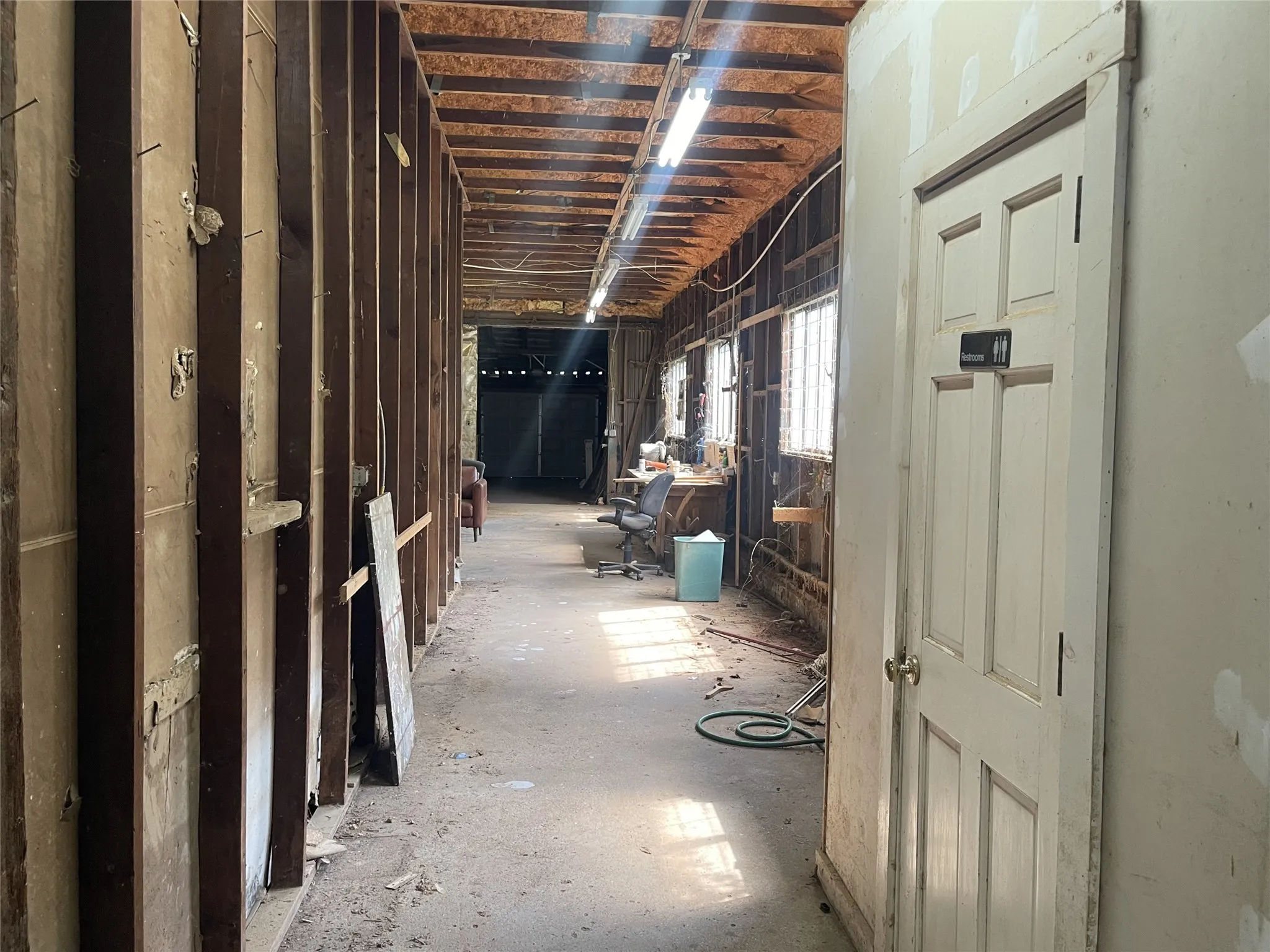 Retail For Sale in Freestone County , 506 Main Street, Teague, Texas 75860, 0, 0, Garage spaces, 0 Sqft, built in 1960, mls#21376653, Real Estate Agent in Teague, Homes For Sale in Freestone county, Homes For Sale in Teague, Realtor in Teague Texas, Real Estate Brokerage Independent Realty Texas, Luminita Cordes Realtor
