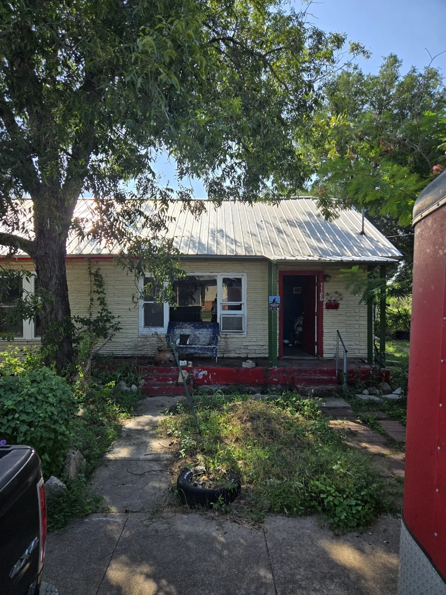 Single Family Residence For Sale in Mc Lennan County , 1125 Taylor Street, Waco, Texas 76704, 3 Bedroom, 2 Bathroom, Garage spaces, 1,476 Sqft, built in 1945, mls#21377833, Real Estate Agent in Waco, Homes For Sale in Mc Lennan county, Homes For Sale in Waco, Realtor in Waco Texas, Real Estate Brokerage Independent Realty Texas, Luminita Cordes Realtor