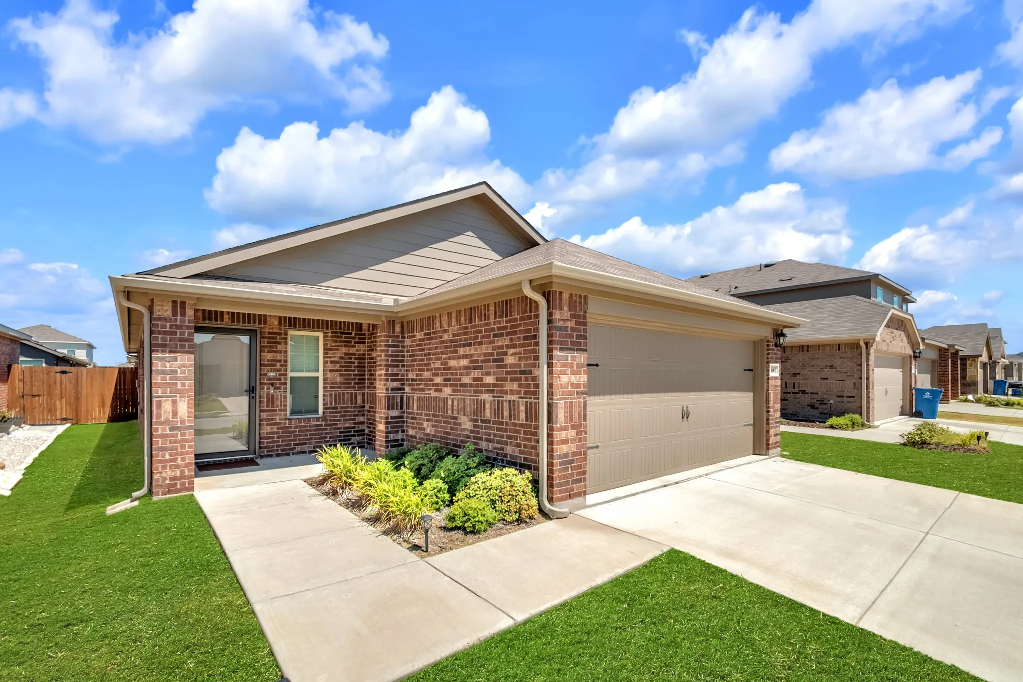 Single Family Residence For Sale in Hunt County , 901 Country Road, Royse City, Texas 75189, 3 Bedroom, 2 Bathroom, 2 Garage spaces, 1,327 Sqft, built in 2024, mls#21376720, Real Estate Agent in Royse City, Homes For Sale in Hunt county, Homes For Sale in Royse City, Realtor in Royse City Texas, Real Estate Brokerage Independent Realty Texas, Luminita Cordes Realtor