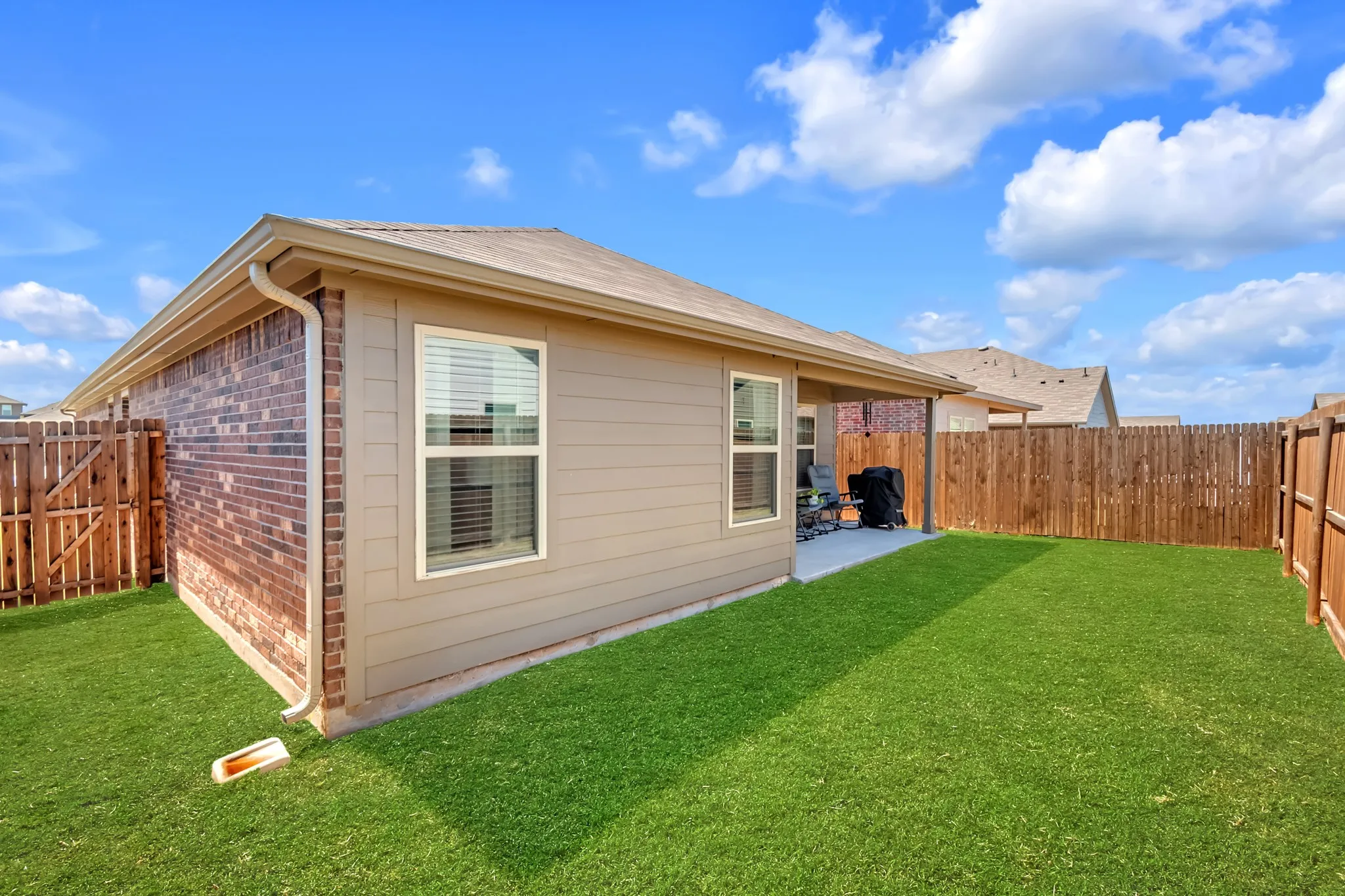 Single Family Residence For Sale in Hunt County , 901 Country Road, Royse City, Texas 75189, 3 Bedroom, 2 Bathroom, 2 Garage spaces, 1,327 Sqft, built in 2024, mls#21376720, Real Estate Agent in Royse City, Homes For Sale in Hunt county, Homes For Sale in Royse City, Realtor in Royse City Texas, Real Estate Brokerage Independent Realty Texas, Luminita Cordes Realtor