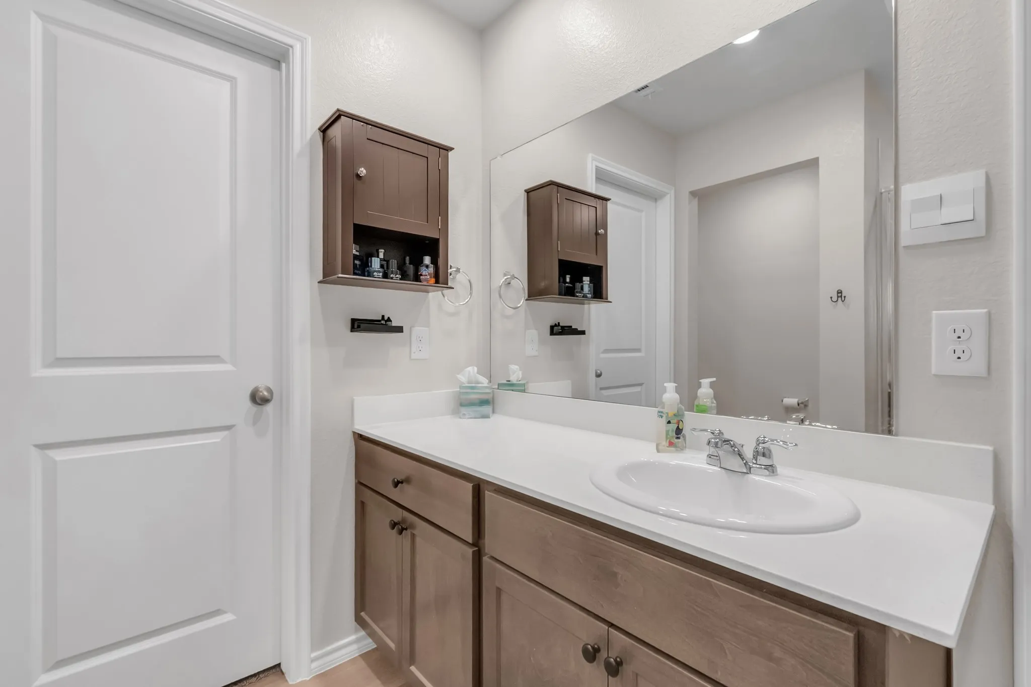 Single Family Residence For Sale in Hunt County , 901 Country Road, Royse City, Texas 75189, 3 Bedroom, 2 Bathroom, 2 Garage spaces, 1,327 Sqft, built in 2024, mls#21376720, Real Estate Agent in Royse City, Homes For Sale in Hunt county, Homes For Sale in Royse City, Realtor in Royse City Texas, Real Estate Brokerage Independent Realty Texas, Luminita Cordes Realtor