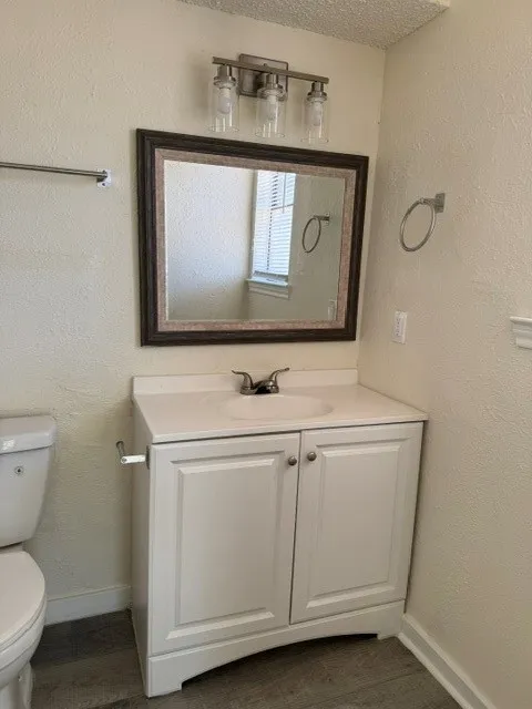 Single Family Residence For Sale in Dallas County , 309 West Court, Glenn Heights, Texas 75154, 3 Bedroom, 2 Bathroom, 1 Garage spaces, 1,213 Sqft, built in 1983, mls#21368353, Real Estate Agent in Glenn Heights, Homes For Sale in Dallas county, Homes For Sale in Glenn Heights, Realtor in Glenn Heights Texas, Real Estate Brokerage Independent Realty Texas, Luminita Cordes Realtor