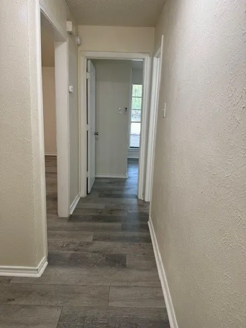 Single Family Residence For Sale in Dallas County , 309 West Court, Glenn Heights, Texas 75154, 3 Bedroom, 2 Bathroom, 1 Garage spaces, 1,213 Sqft, built in 1983, mls#21368353, Real Estate Agent in Glenn Heights, Homes For Sale in Dallas county, Homes For Sale in Glenn Heights, Realtor in Glenn Heights Texas, Real Estate Brokerage Independent Realty Texas, Luminita Cordes Realtor
