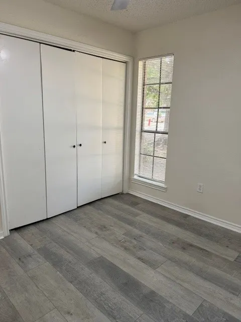 Single Family Residence For Sale in Dallas County , 309 West Court, Glenn Heights, Texas 75154, 3 Bedroom, 2 Bathroom, 1 Garage spaces, 1,213 Sqft, built in 1983, mls#21368353, Real Estate Agent in Glenn Heights, Homes For Sale in Dallas county, Homes For Sale in Glenn Heights, Realtor in Glenn Heights Texas, Real Estate Brokerage Independent Realty Texas, Luminita Cordes Realtor