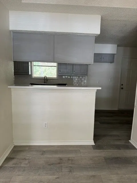 Single Family Residence For Sale in Dallas County , 309 West Court, Glenn Heights, Texas 75154, 3 Bedroom, 2 Bathroom, 1 Garage spaces, 1,213 Sqft, built in 1983, mls#21368353, Real Estate Agent in Glenn Heights, Homes For Sale in Dallas county, Homes For Sale in Glenn Heights, Realtor in Glenn Heights Texas, Real Estate Brokerage Independent Realty Texas, Luminita Cordes Realtor