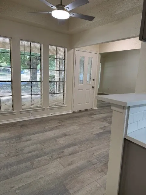 Single Family Residence For Sale in Dallas County , 309 West Court, Glenn Heights, Texas 75154, 3 Bedroom, 2 Bathroom, 1 Garage spaces, 1,213 Sqft, built in 1983, mls#21368353, Real Estate Agent in Glenn Heights, Homes For Sale in Dallas county, Homes For Sale in Glenn Heights, Realtor in Glenn Heights Texas, Real Estate Brokerage Independent Realty Texas, Luminita Cordes Realtor