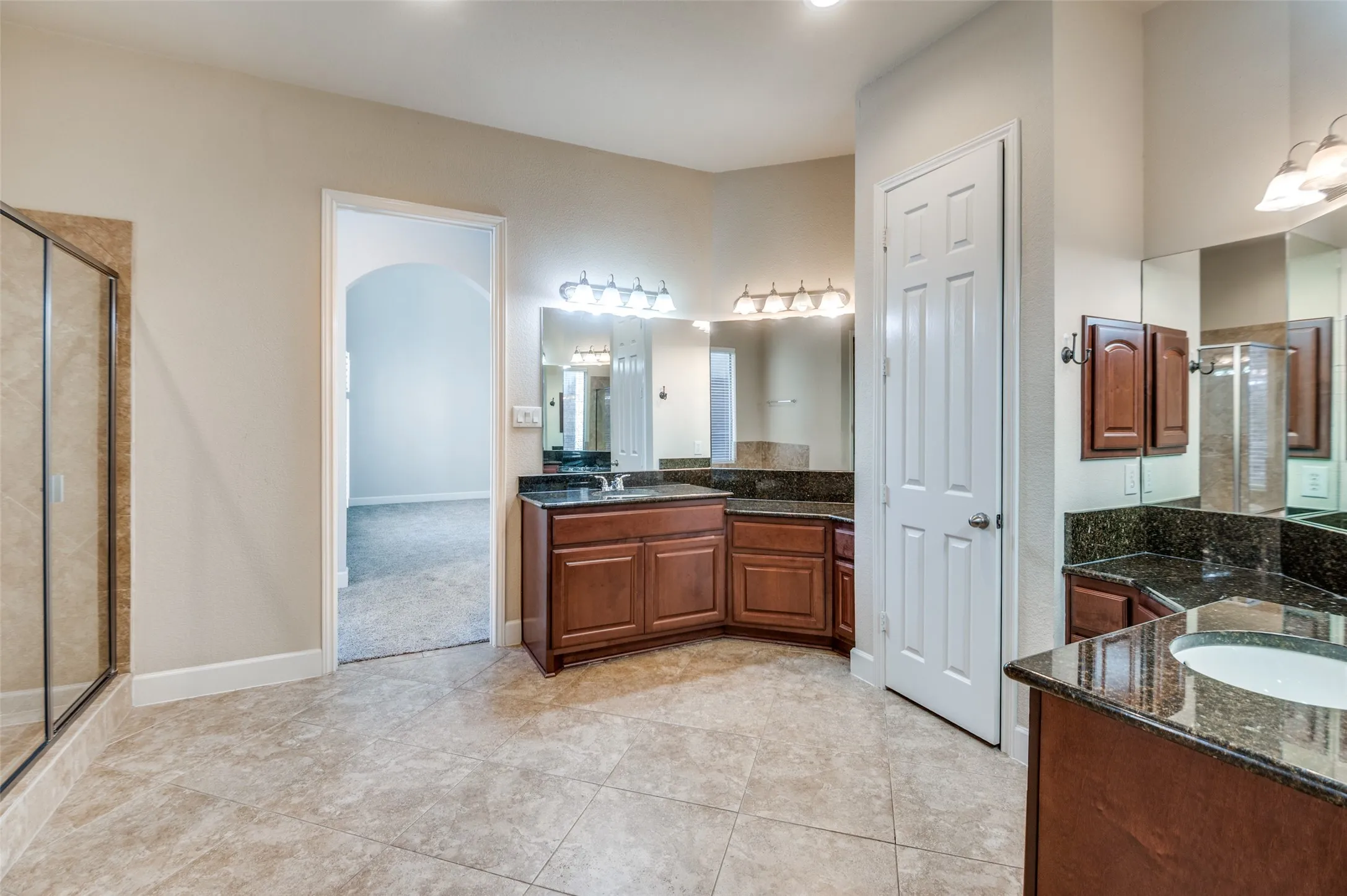 Townhouse For Rent in Dallas County , 909 City Side Lane, Dallas, Texas 75201, 3 Bedroom, 3 Bathroom, 2 Garage spaces, 3,109 Sqft, built in 2008, mls#21377689, Real Estate Agent in Dallas, Homes For Rent in Dallas county, Homes For Rent in Dallas, Realtor in Dallas Texas, Real Estate Brokerage Independent Realty Texas, Luminita Cordes Realtor